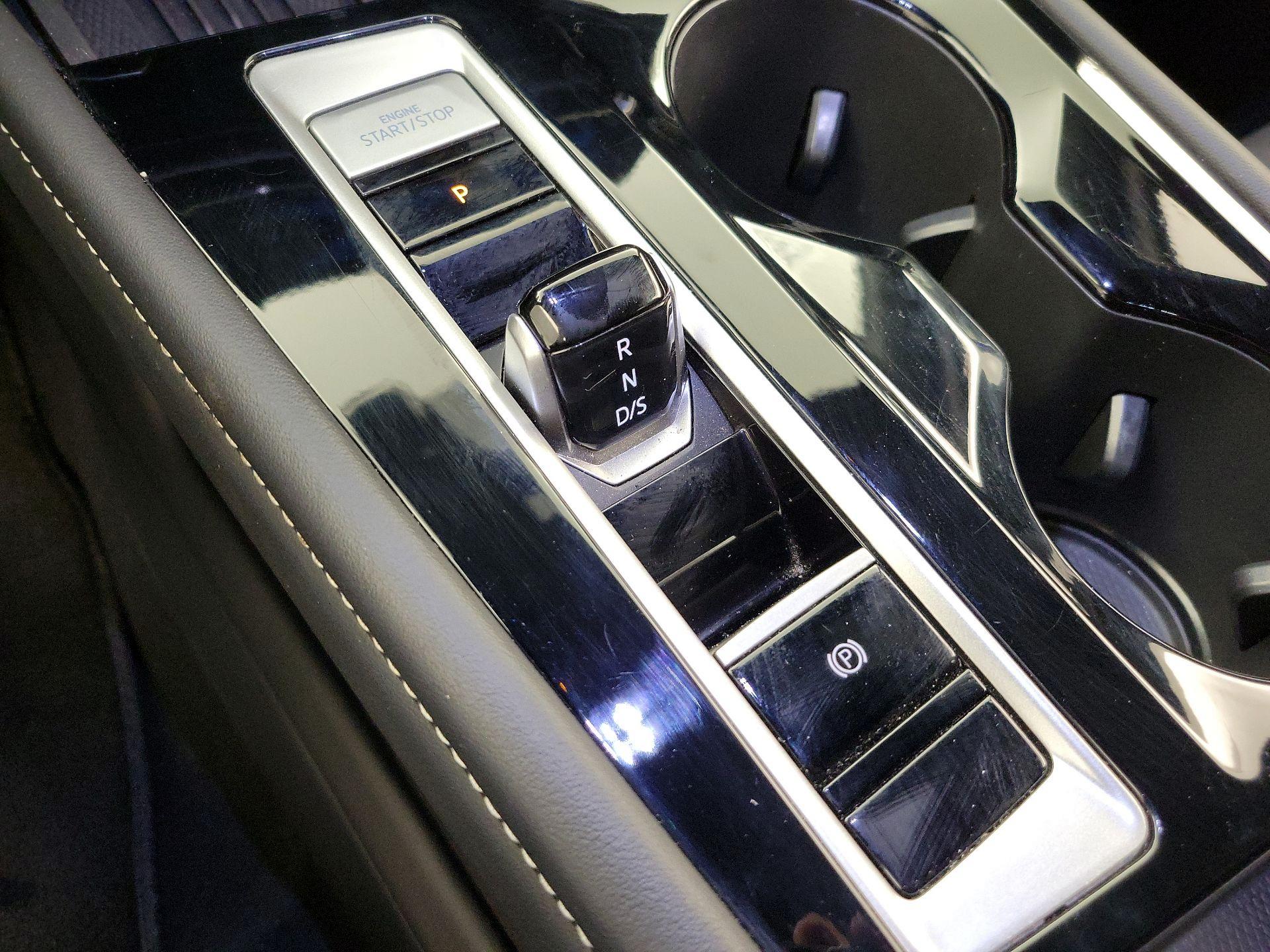 Thumbnail: 2025 Volkswagen Atlas - 17