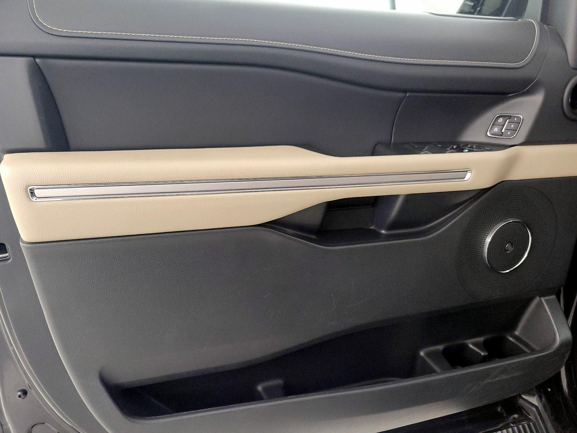 Thumbnail: 2024 Ford Expedition - 12