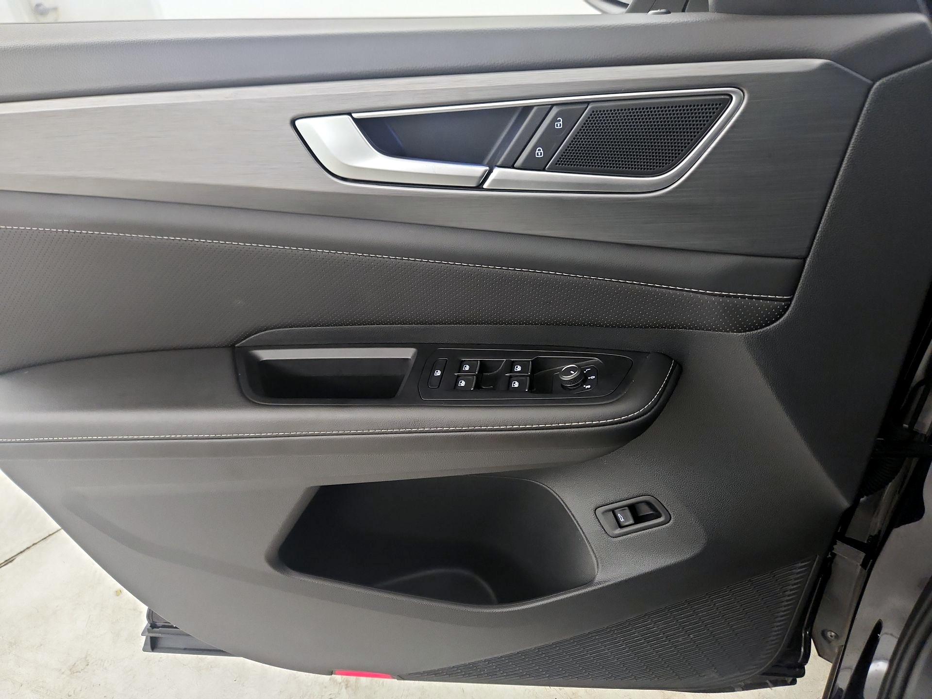 Thumbnail: 2025 Volkswagen Atlas - 12