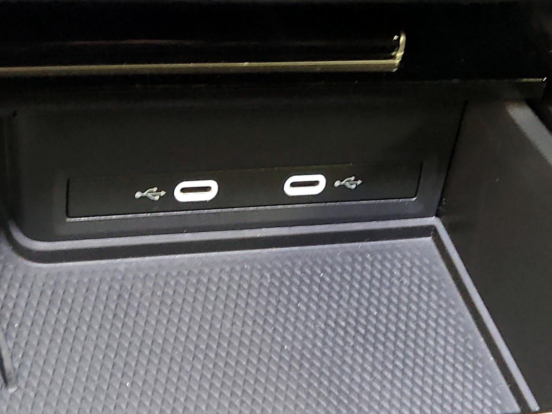 Thumbnail: 2025 Volkswagen Atlas - 18