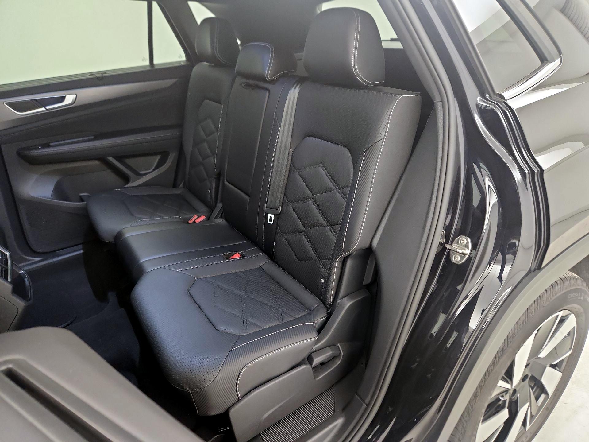 Thumbnail: 2025 Volkswagen Atlas - 19