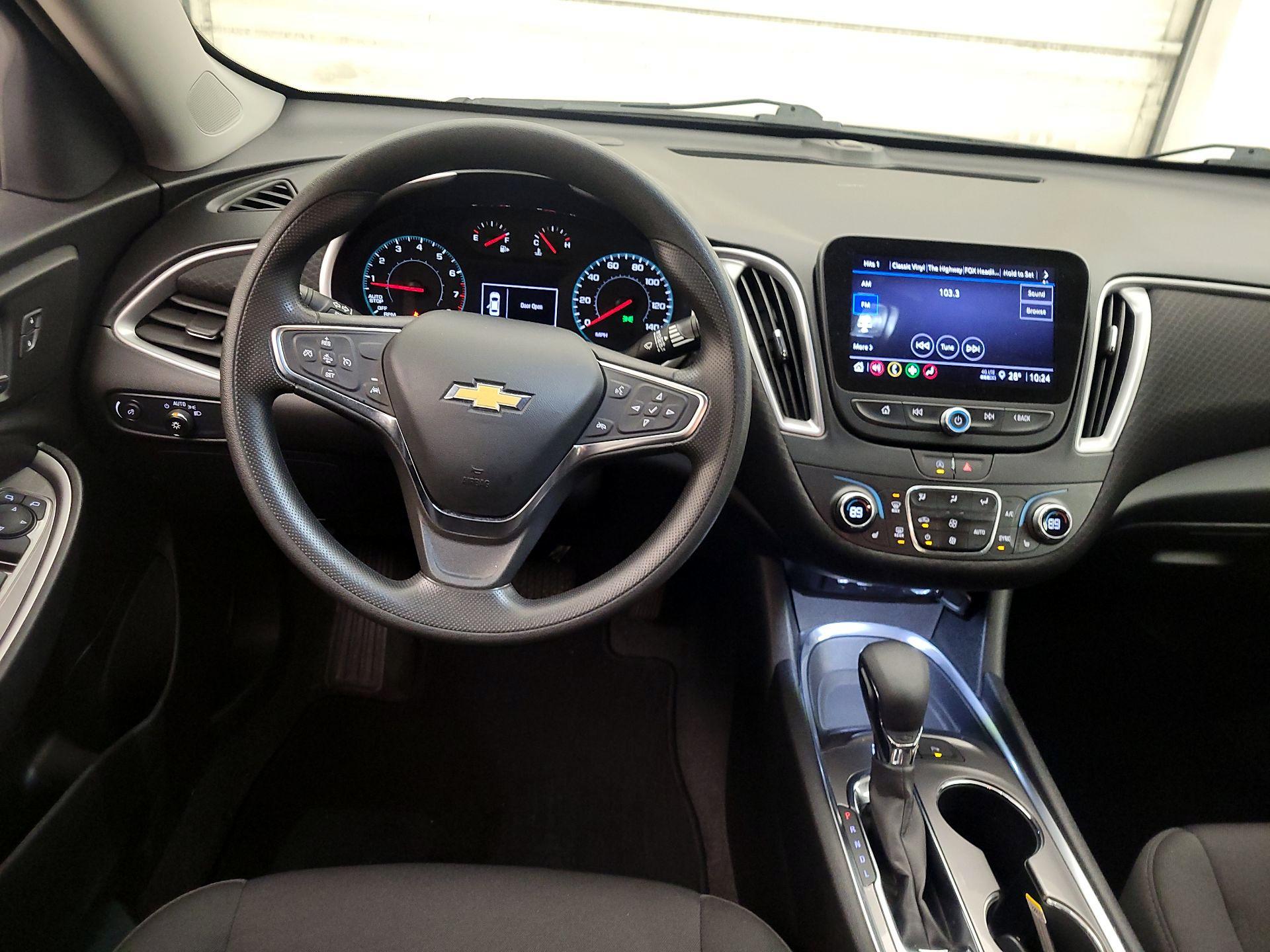 Thumbnail: 2024 Chevrolet Malibu - 10