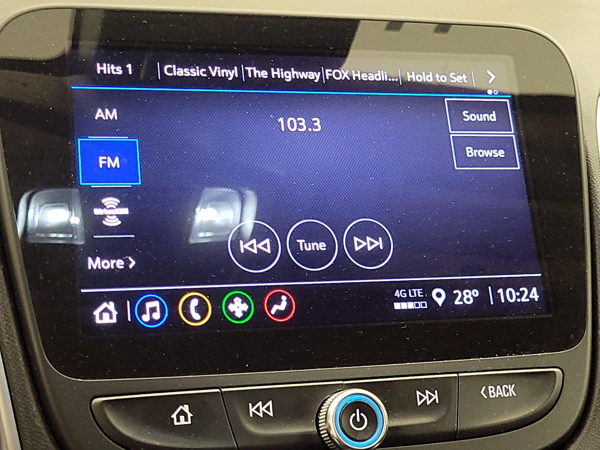 Thumbnail: 2024 Chevrolet Malibu - 15