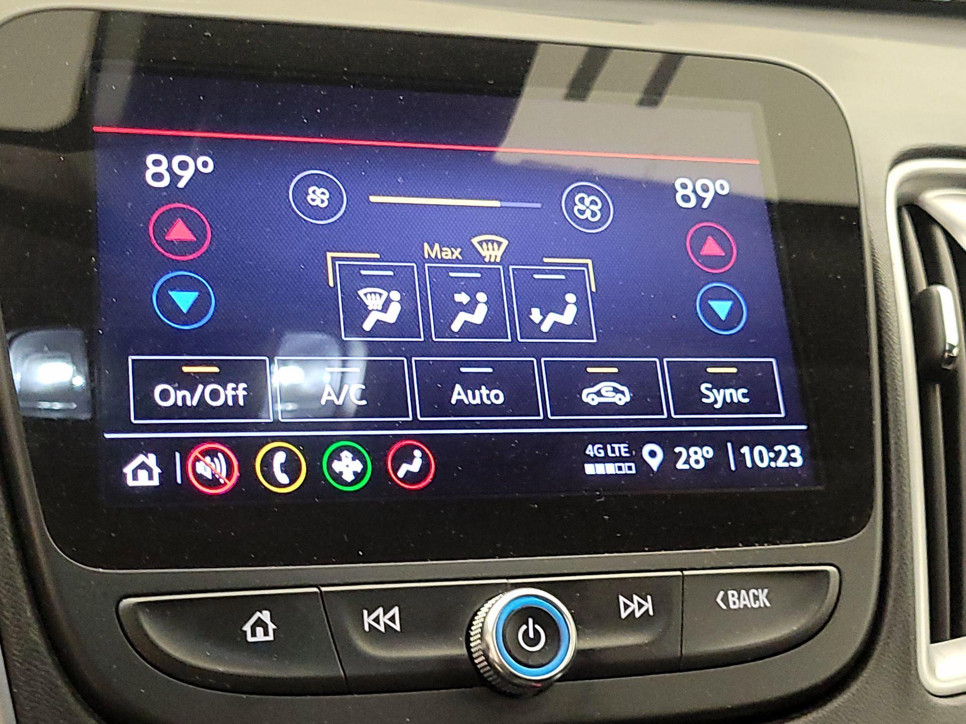 Thumbnail: 2024 Chevrolet Malibu - 16