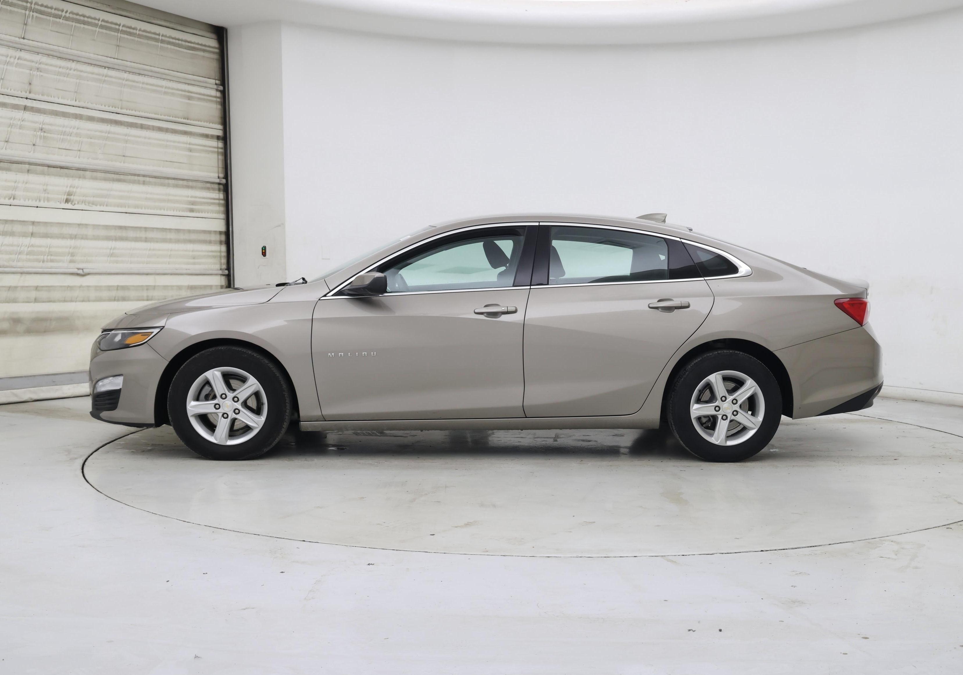 Thumbnail: 2024 Chevrolet Malibu - 3