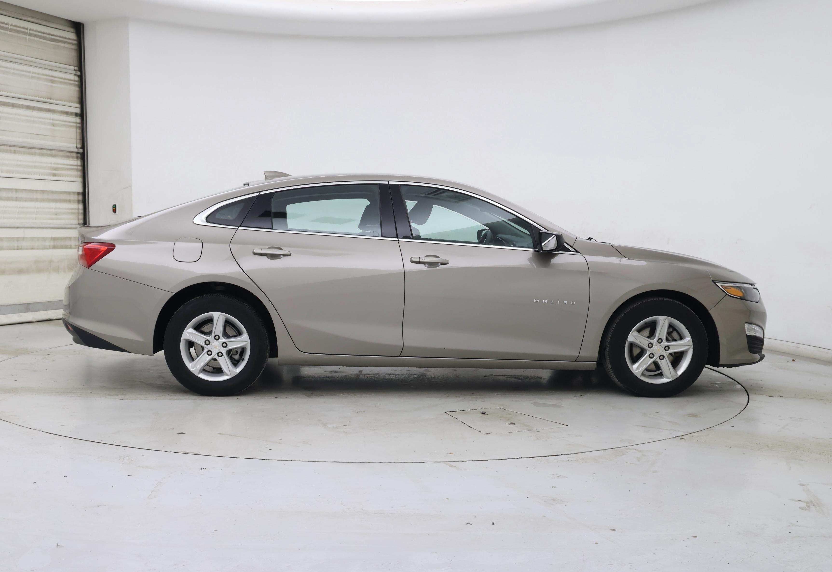 Thumbnail: 2024 Chevrolet Malibu - 7