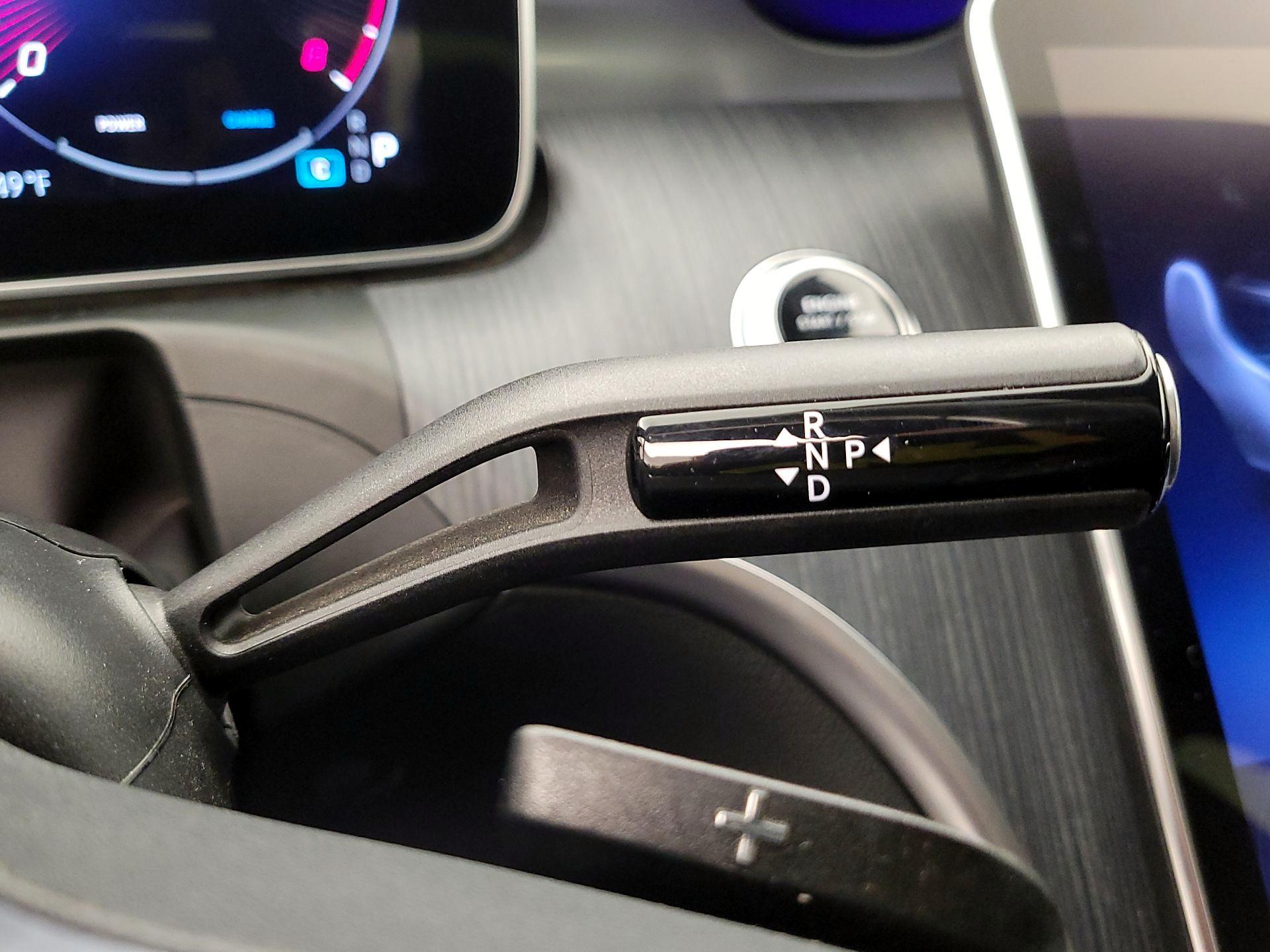 Thumbnail: 2024 Mercedes-Benz C-Class - 17