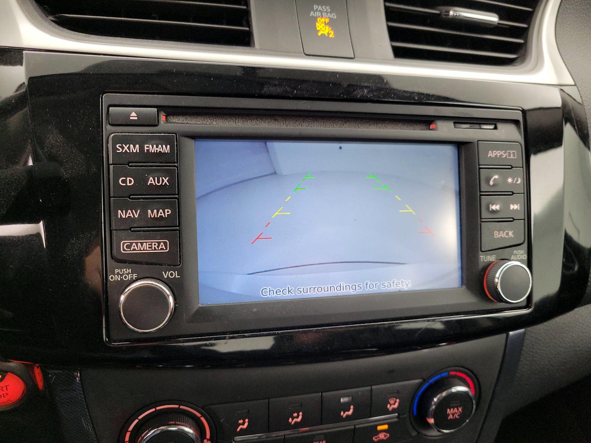 Thumbnail: 2016 Nissan Sentra - 15