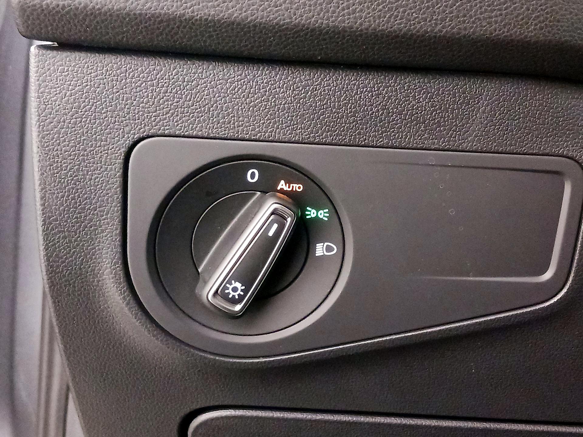 Thumbnail: 2024 Volkswagen Tiguan - 13