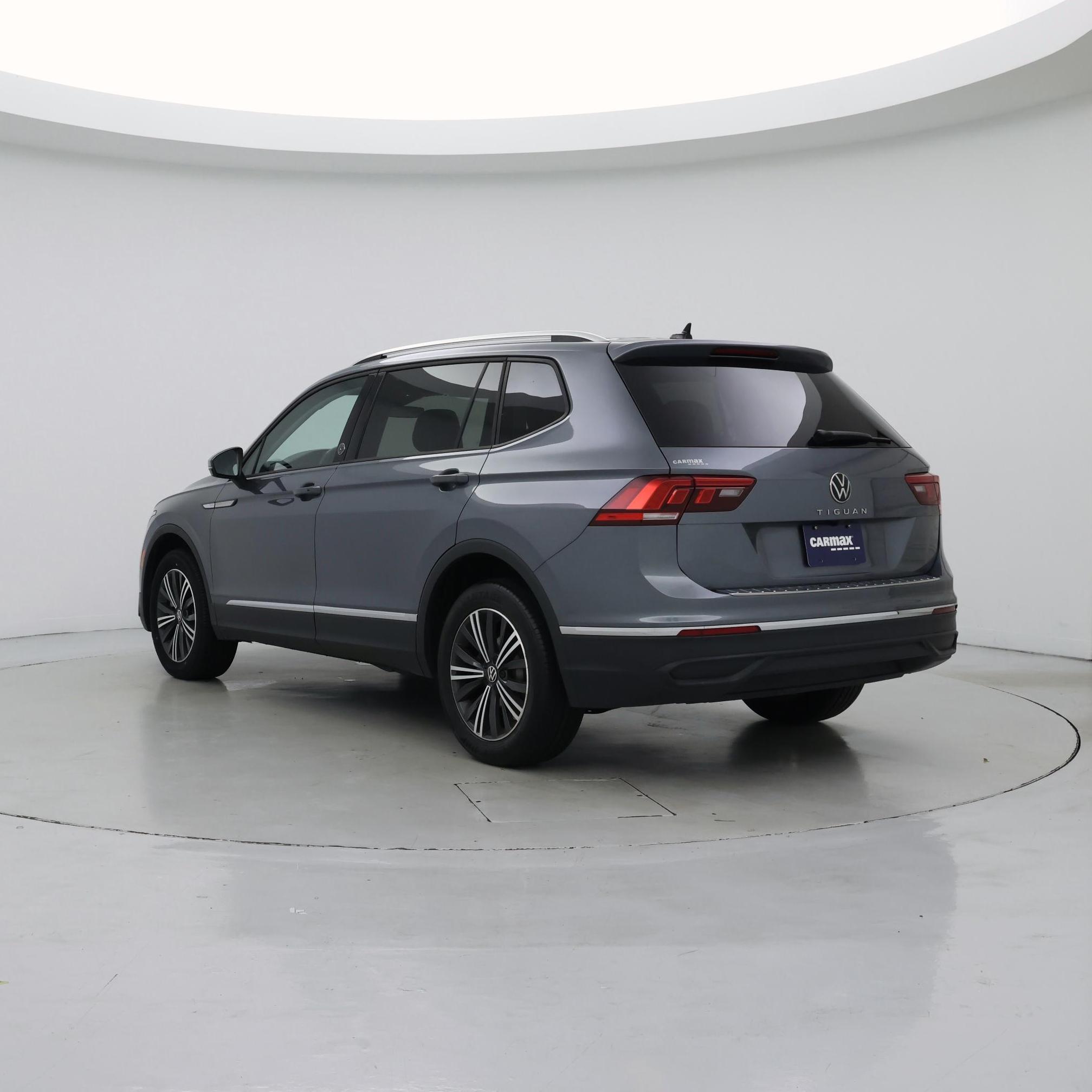 Thumbnail: 2024 Volkswagen Tiguan - 2