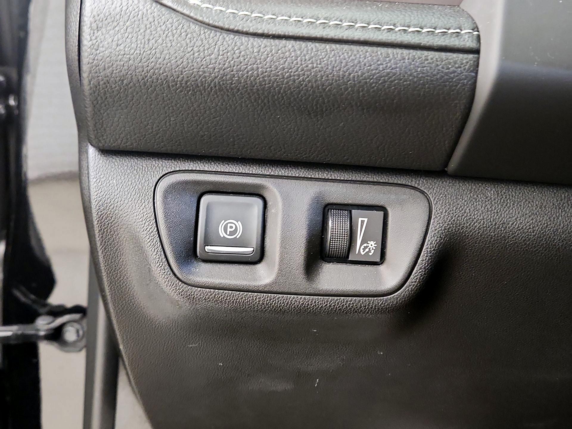 Thumbnail: 2018 GMC Acadia - 13