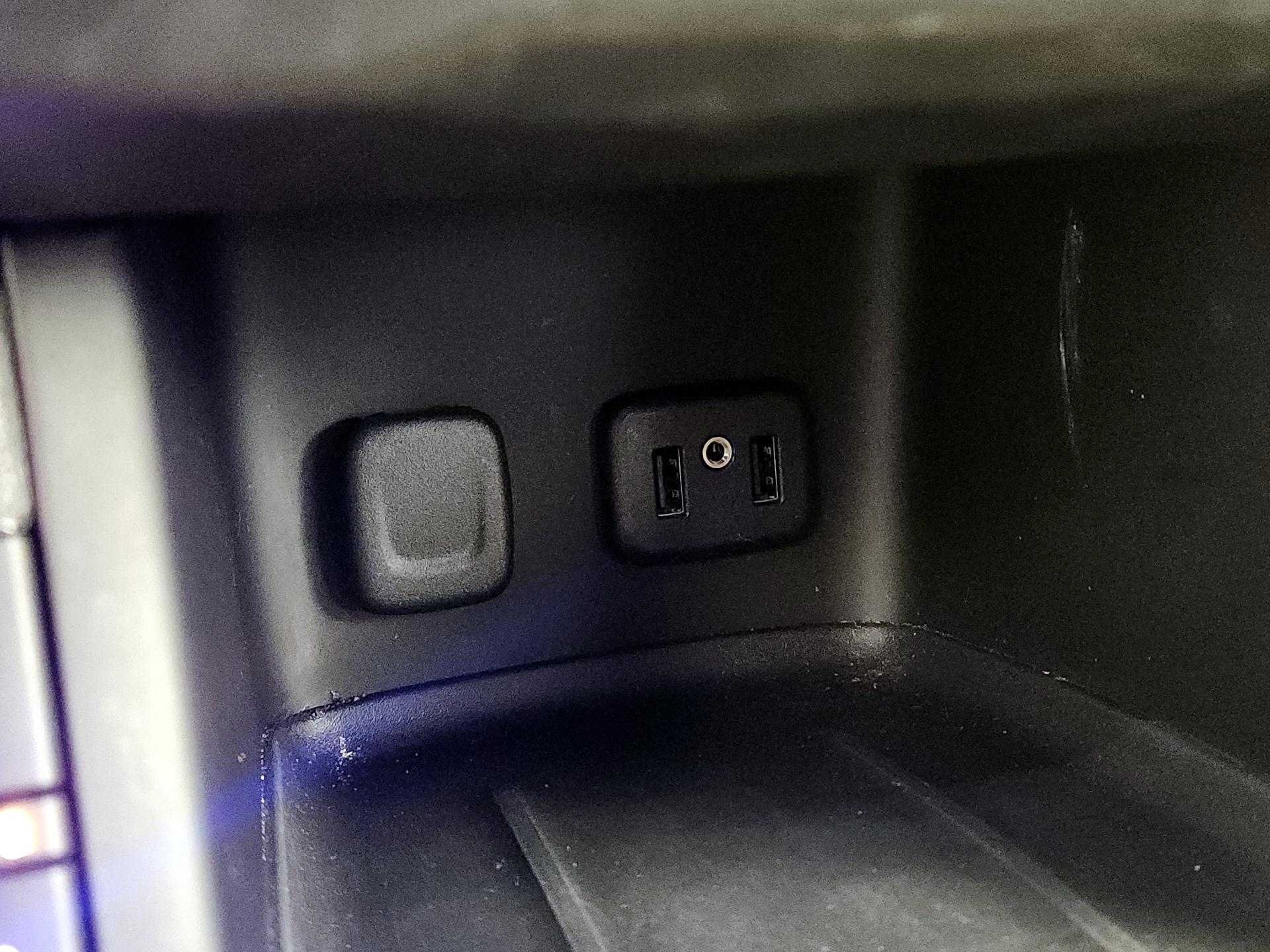 Thumbnail: 2018 GMC Acadia - 19