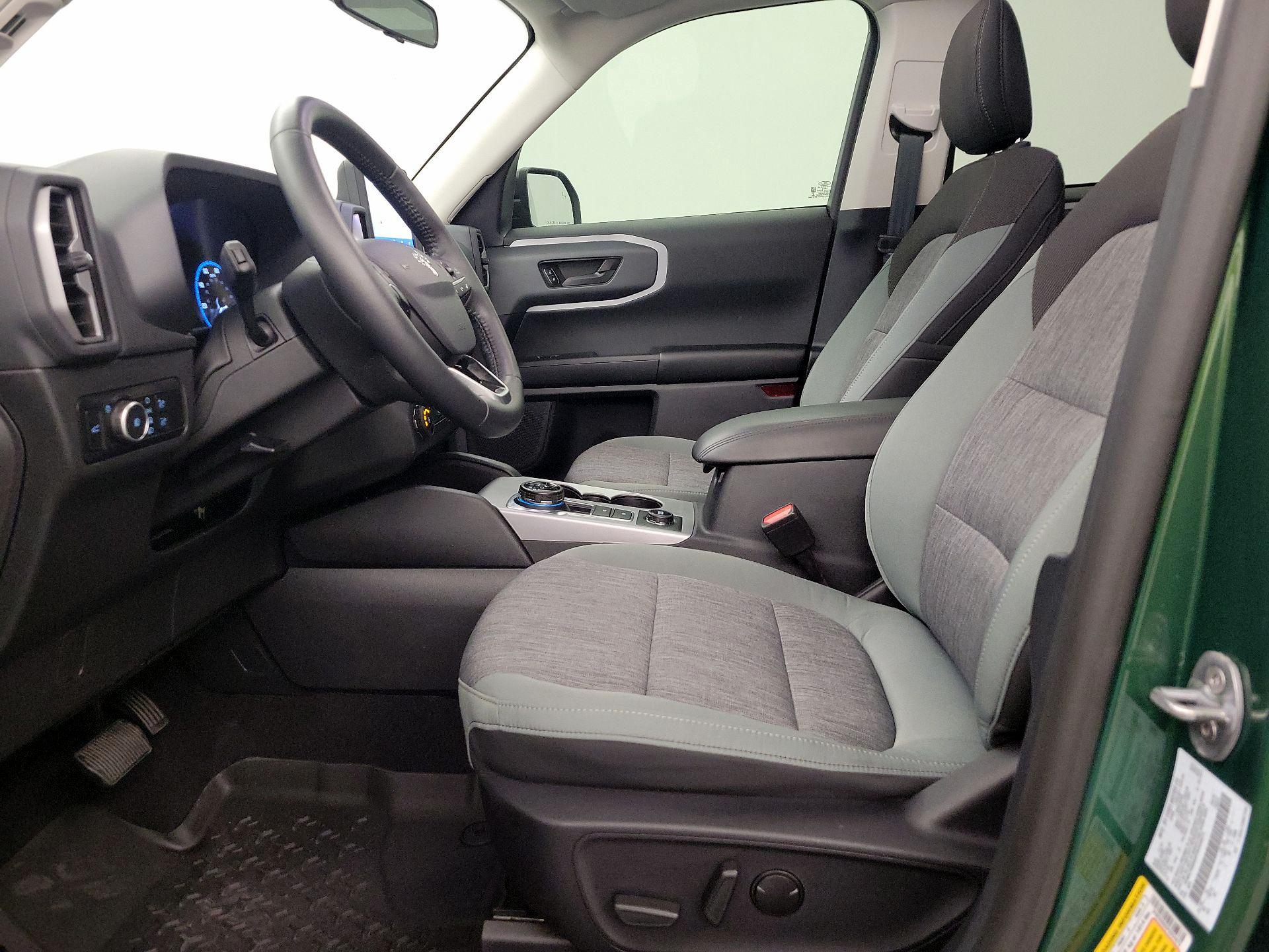 Thumbnail: 2023 Ford Bronco Sport - 11