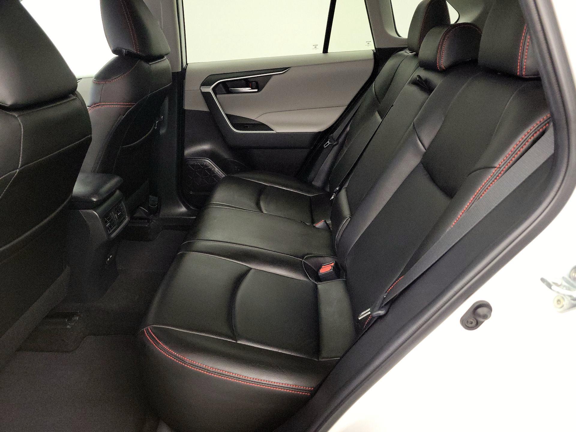 Thumbnail: 2023 Toyota RAV4 - 20