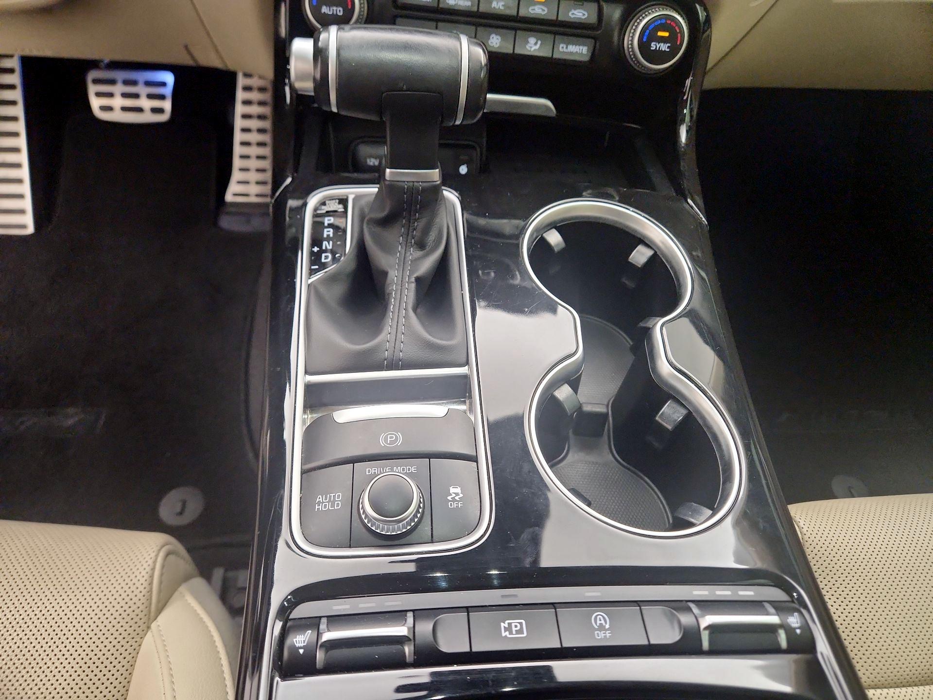 Thumbnail: 2022 Kia Stinger - 18