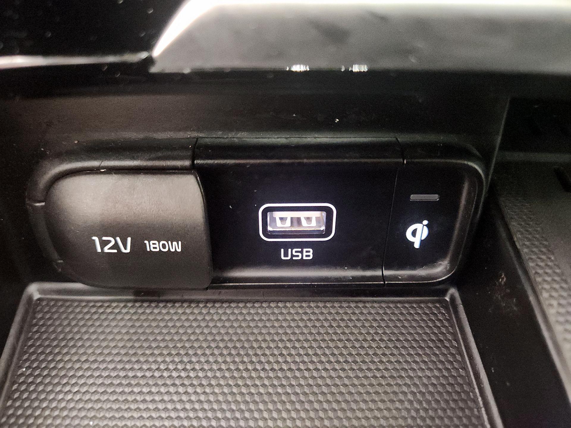 Thumbnail: 2022 Kia Stinger - 19