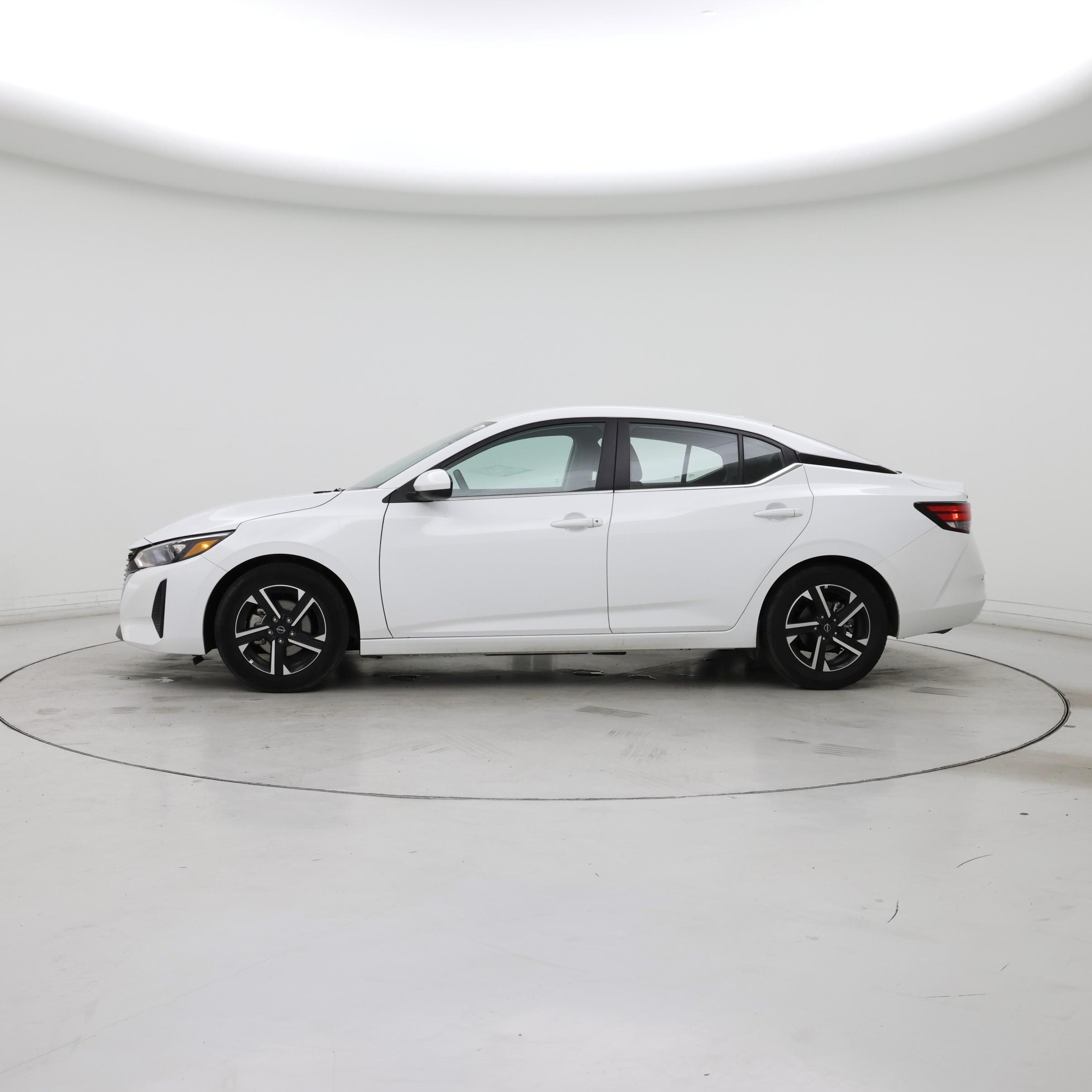 Thumbnail: 2024 Nissan Sentra - 3