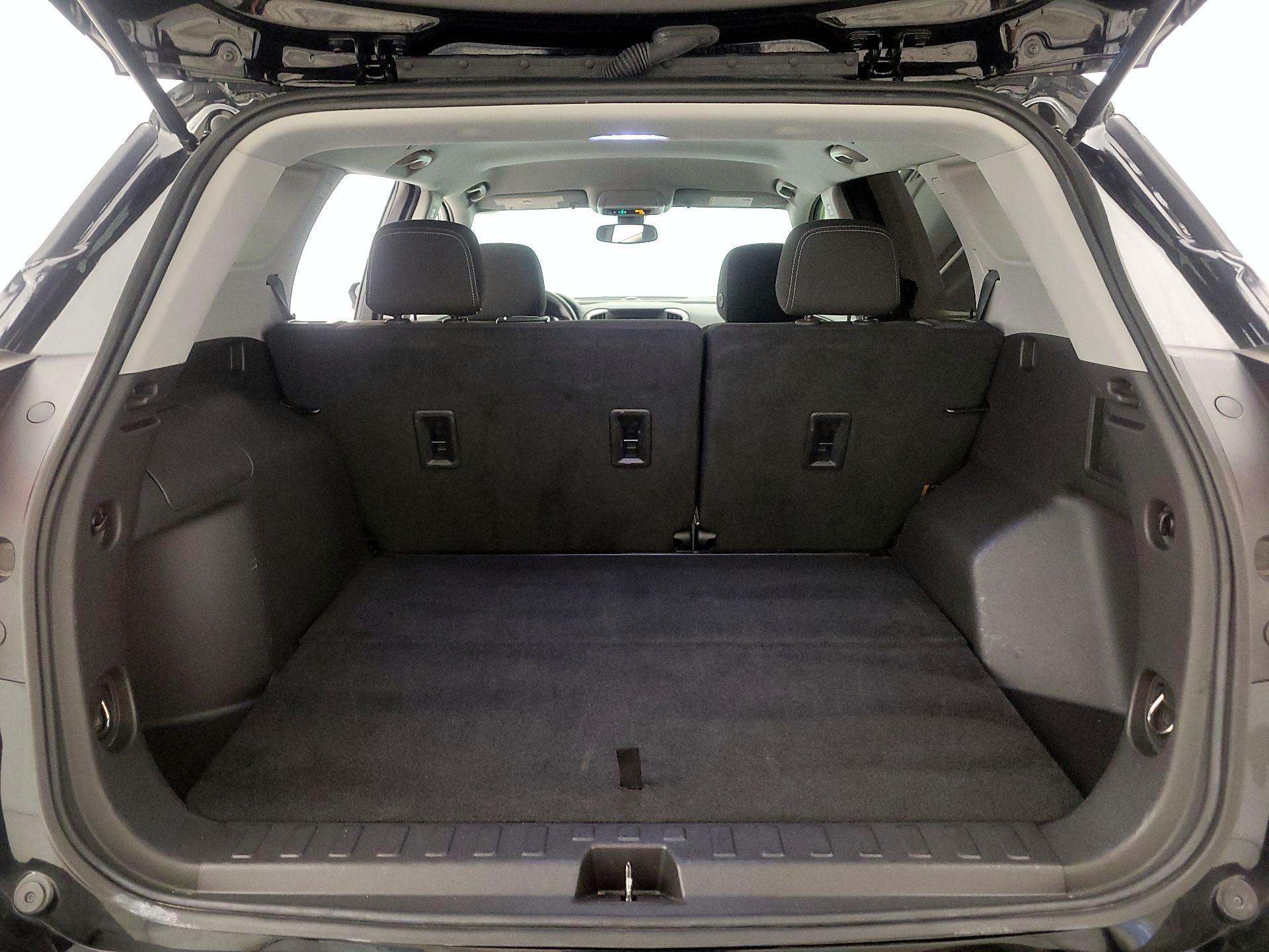 Thumbnail: 2024 GMC Terrain - 20