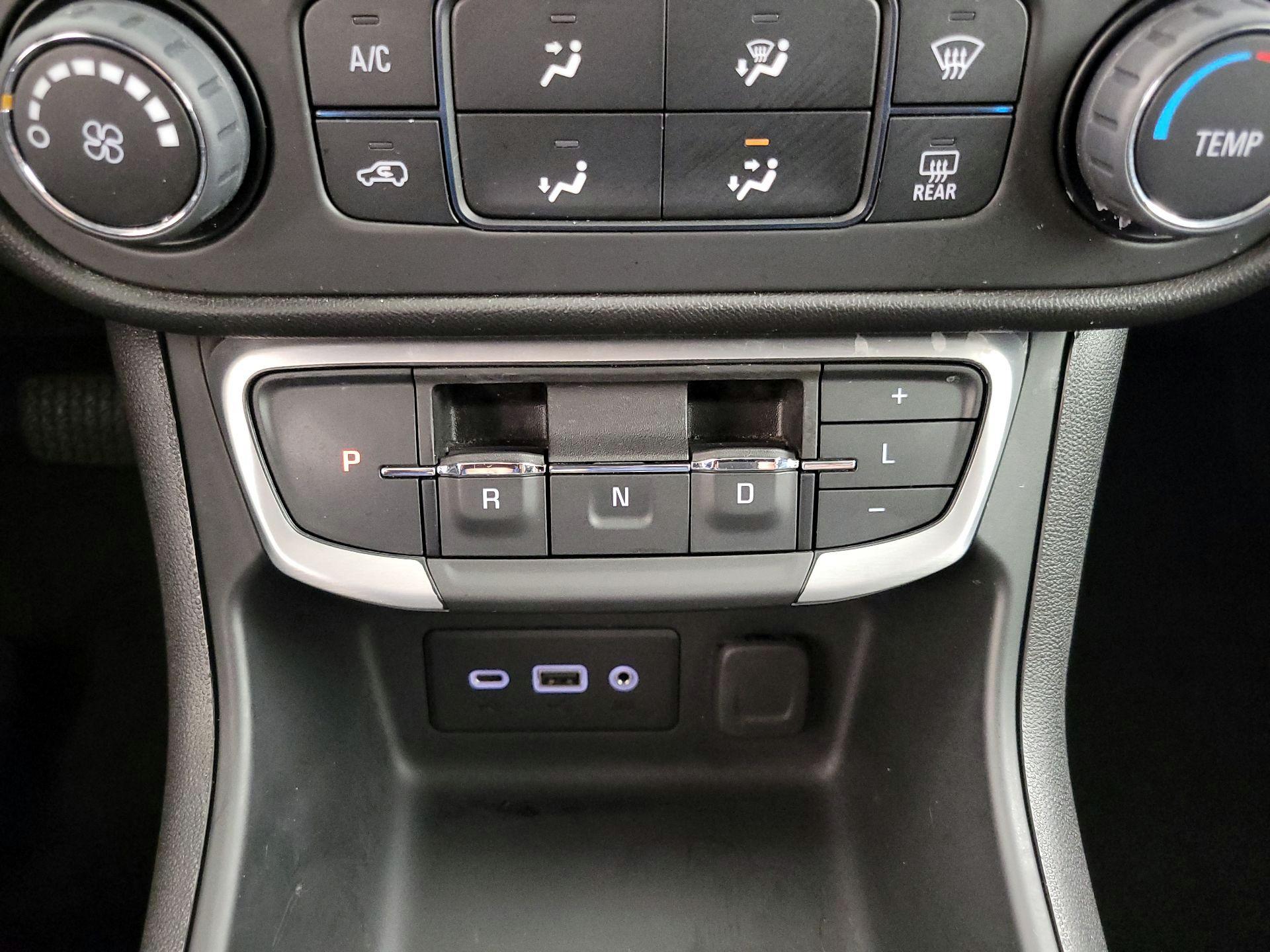 Thumbnail: 2024 GMC Terrain - 17