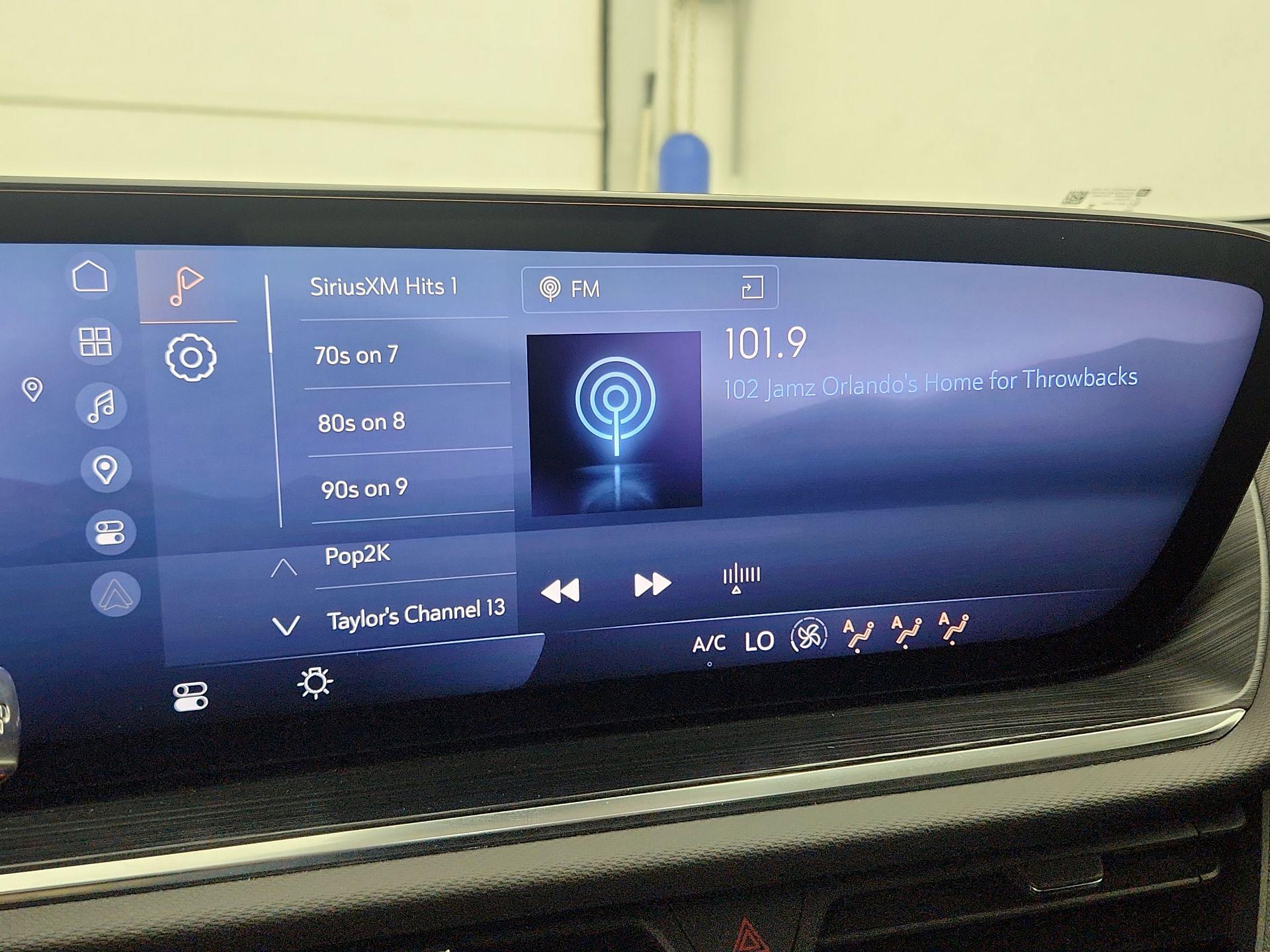 Thumbnail: 2024 Buick Envision - 16