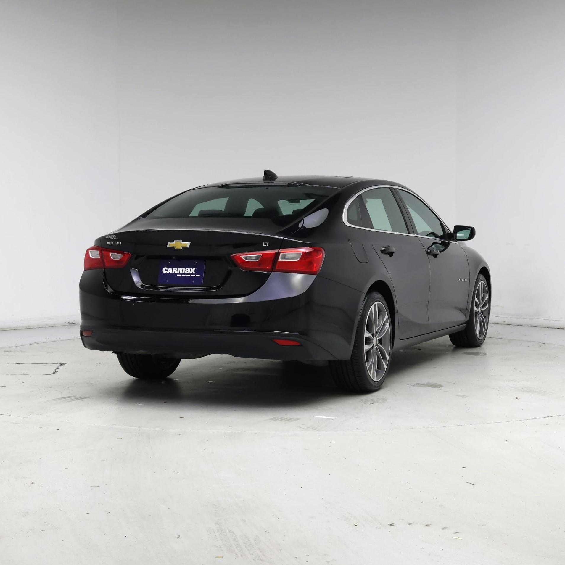 Thumbnail: 2023 Chevrolet Malibu - 8