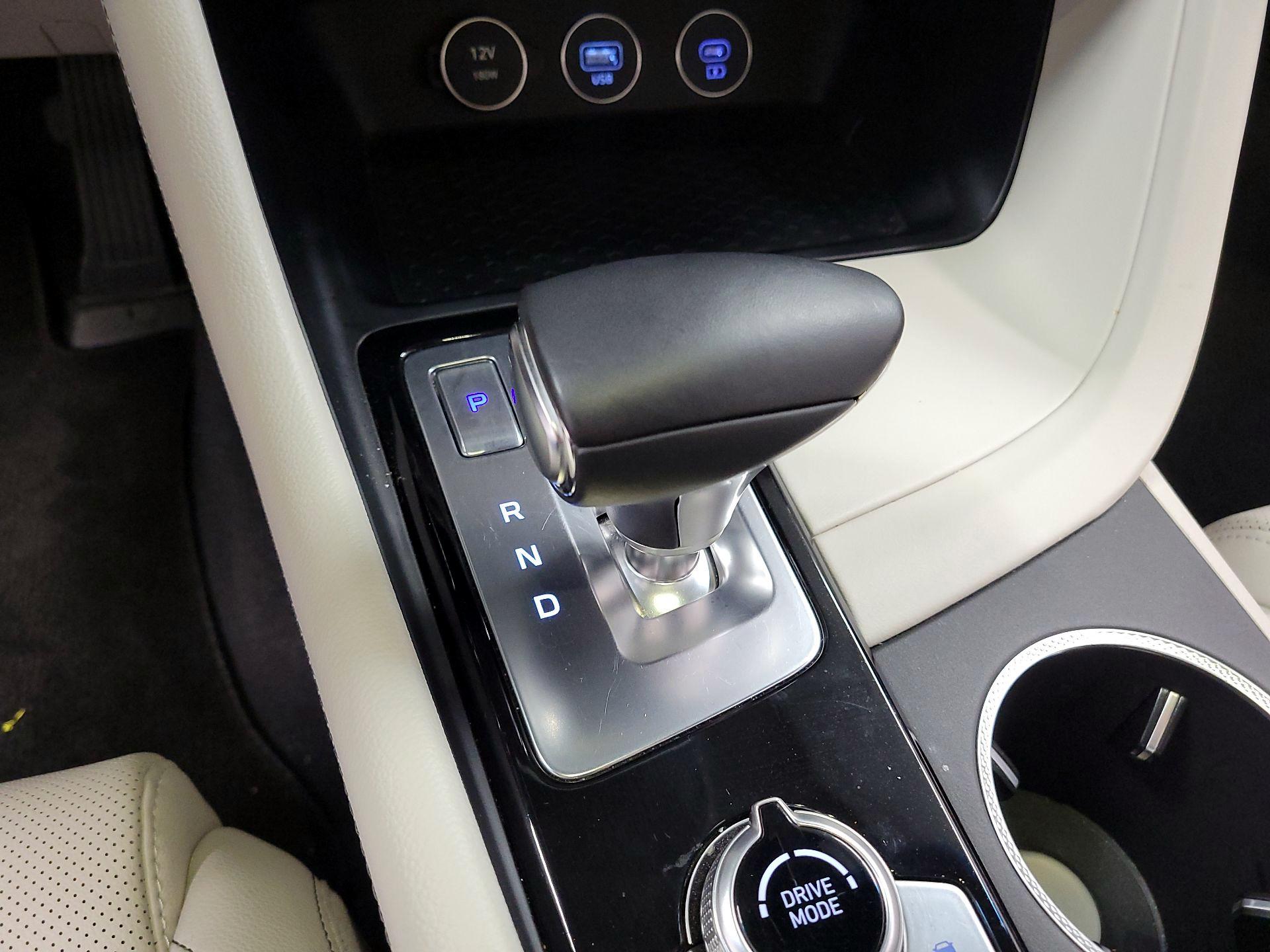 Thumbnail: 2025 Genesis G70 - 15