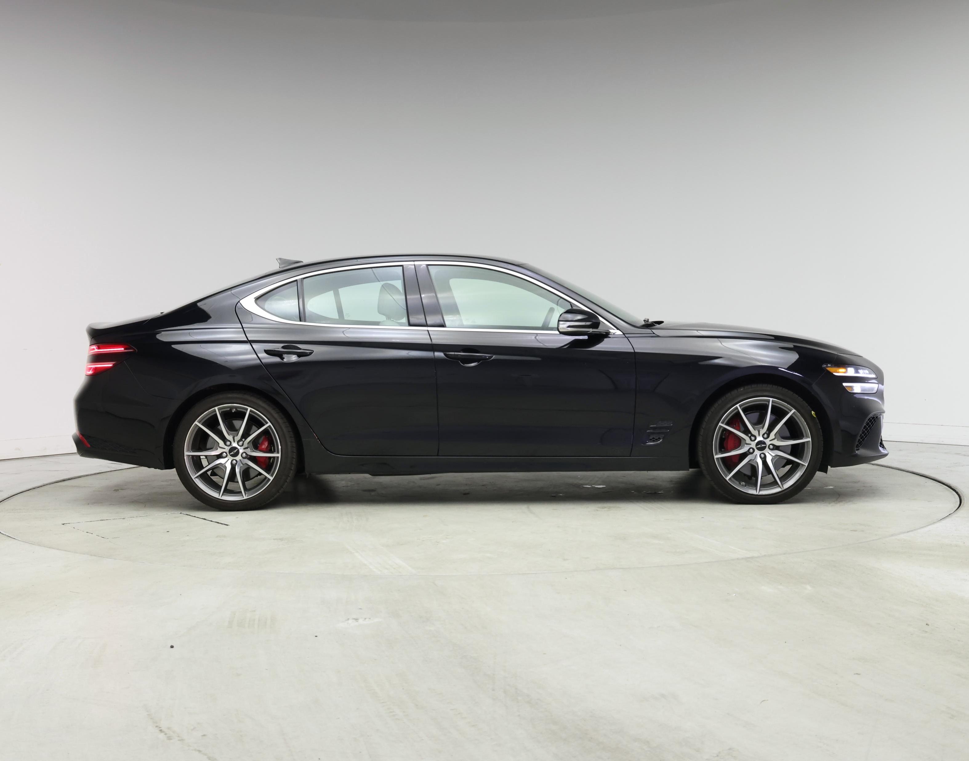 Thumbnail: 2025 Genesis G70 - 7