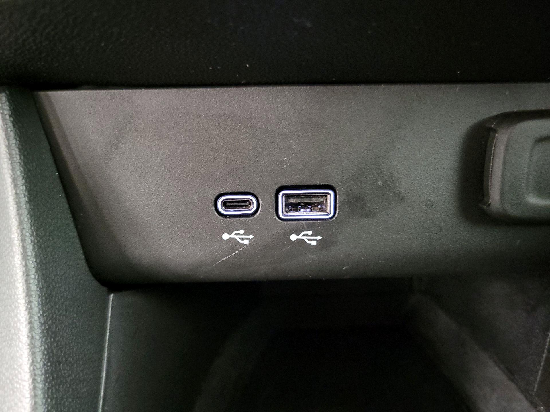 Thumbnail: 2025 Buick Encore GX - 18