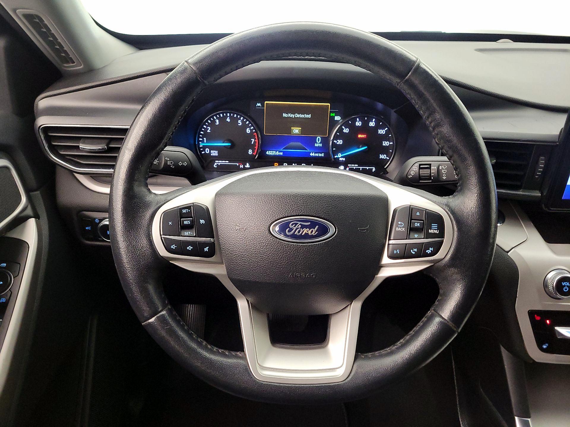 Thumbnail: 2023 Ford Explorer - 10