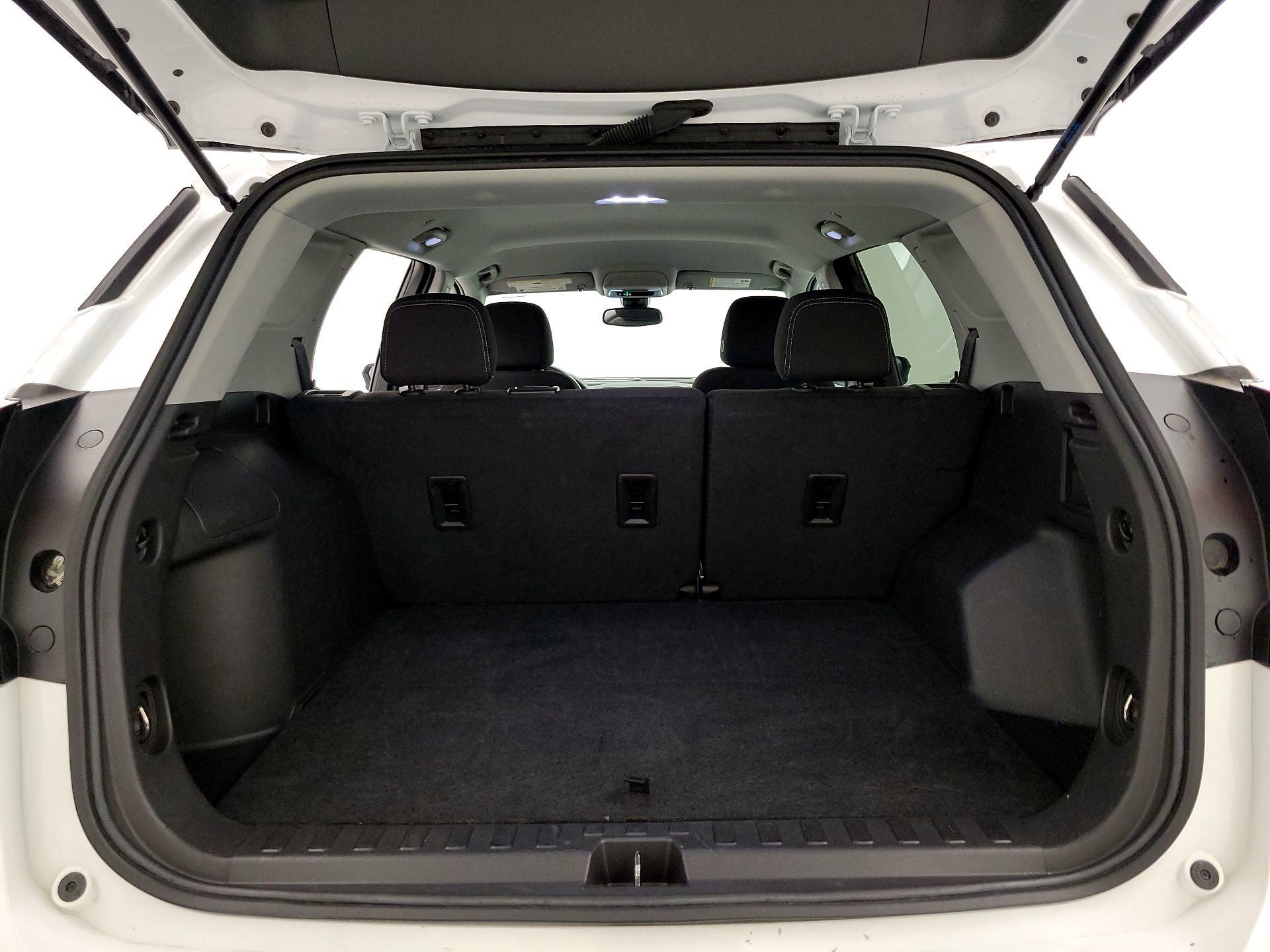 Thumbnail: 2024 GMC Terrain - 20