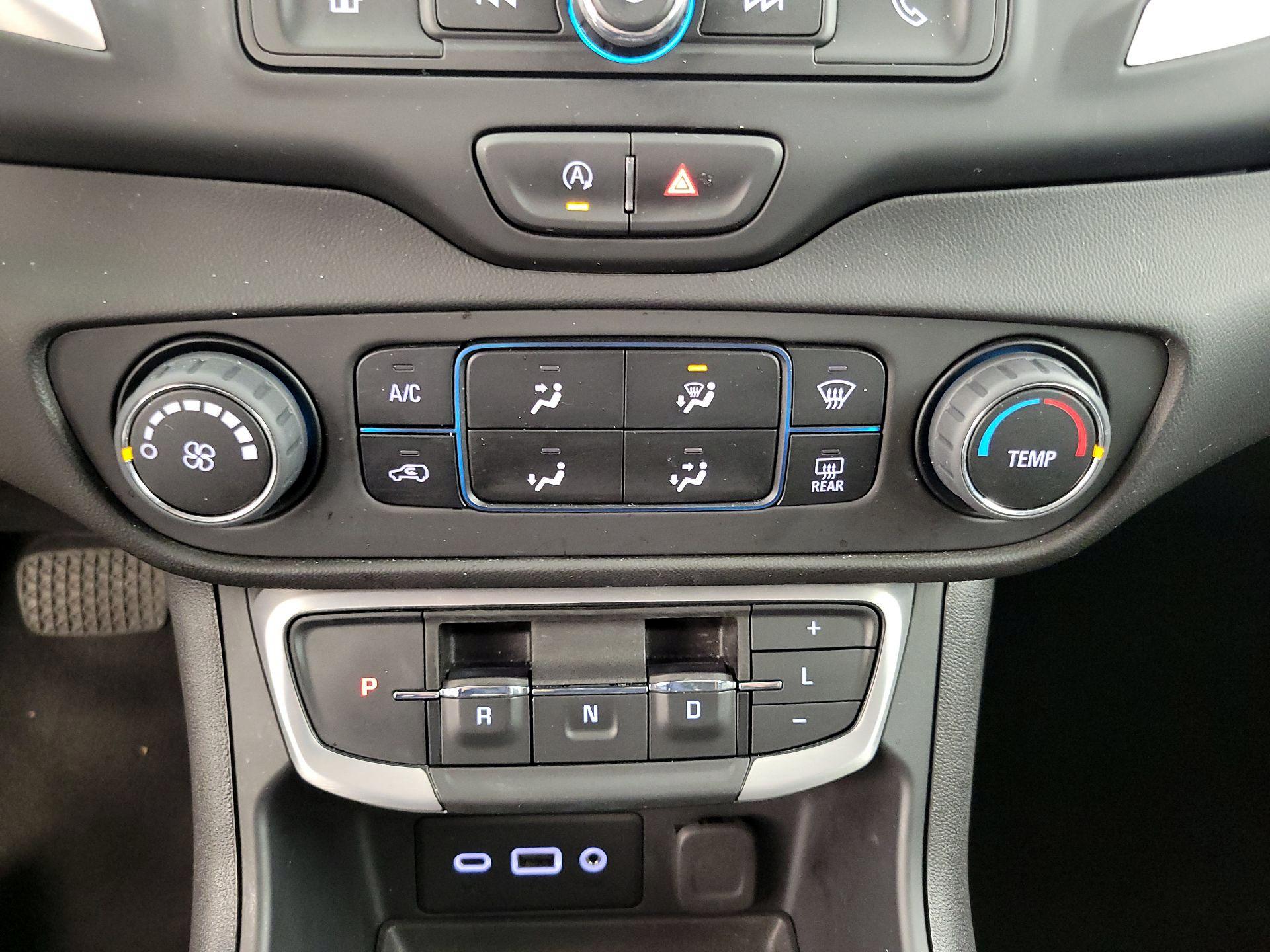 Thumbnail: 2024 GMC Terrain - 16