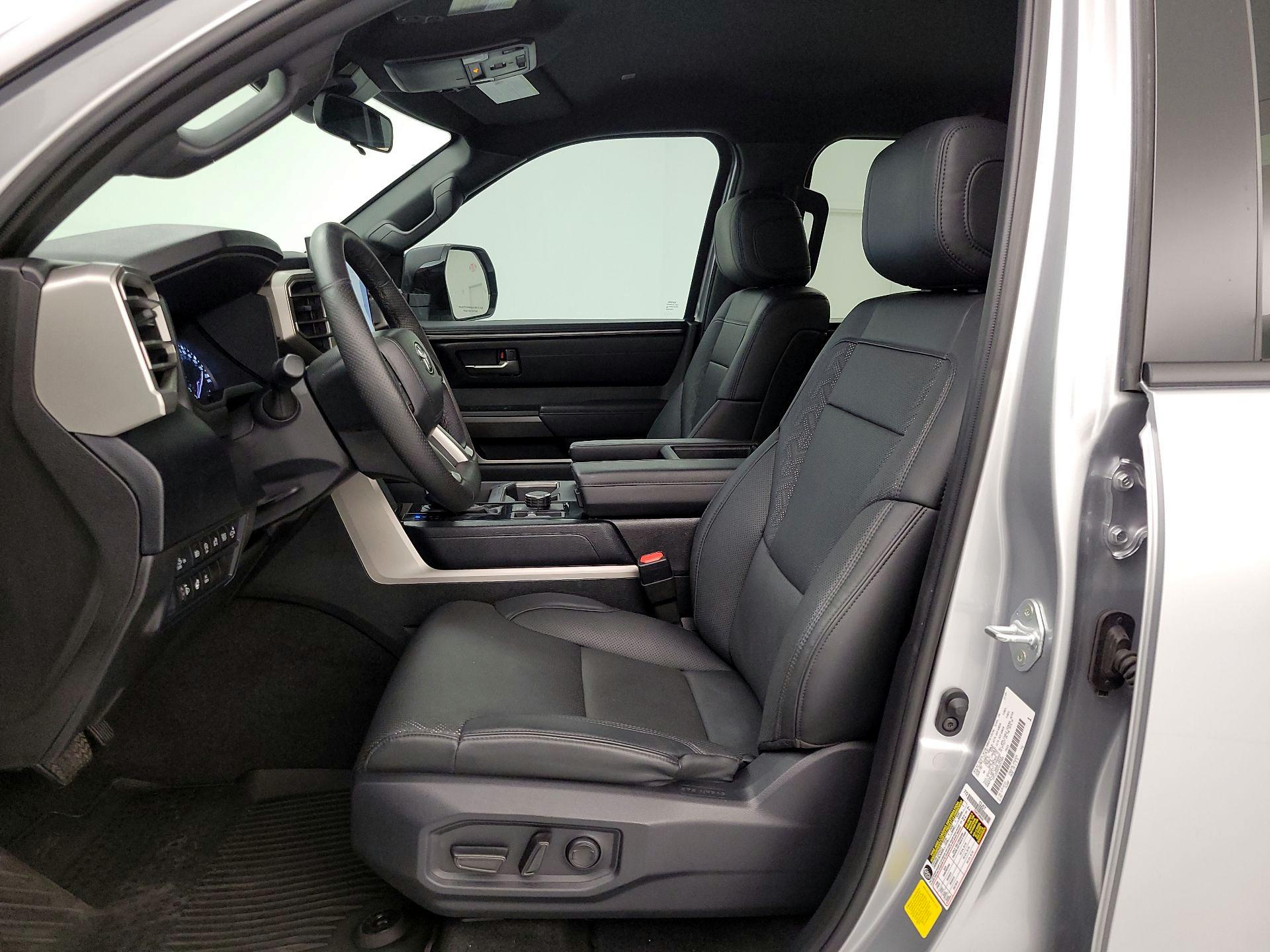 Thumbnail: 2025 Toyota Tundra - 11