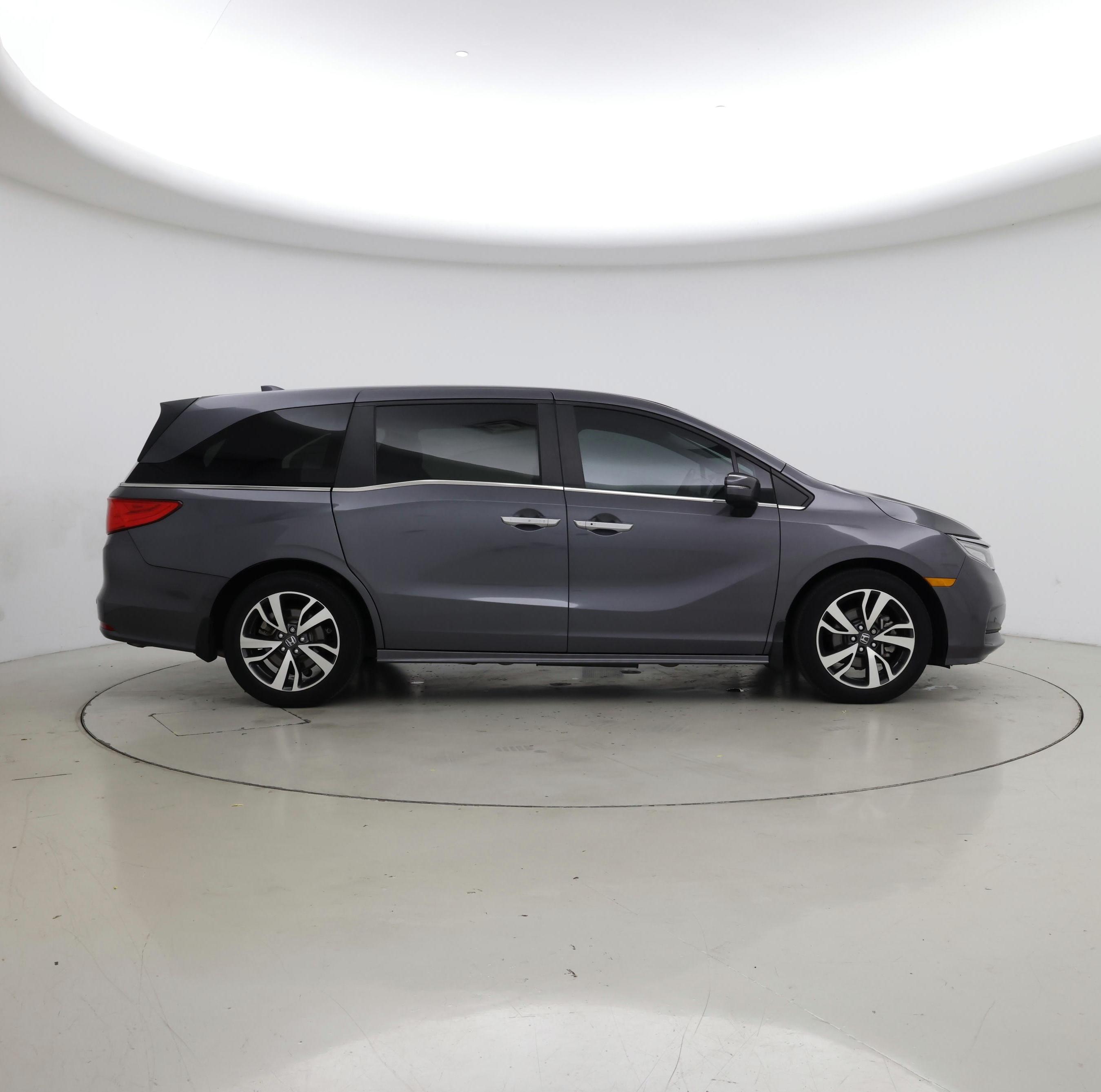 Thumbnail: 2023 Honda Odyssey - 7