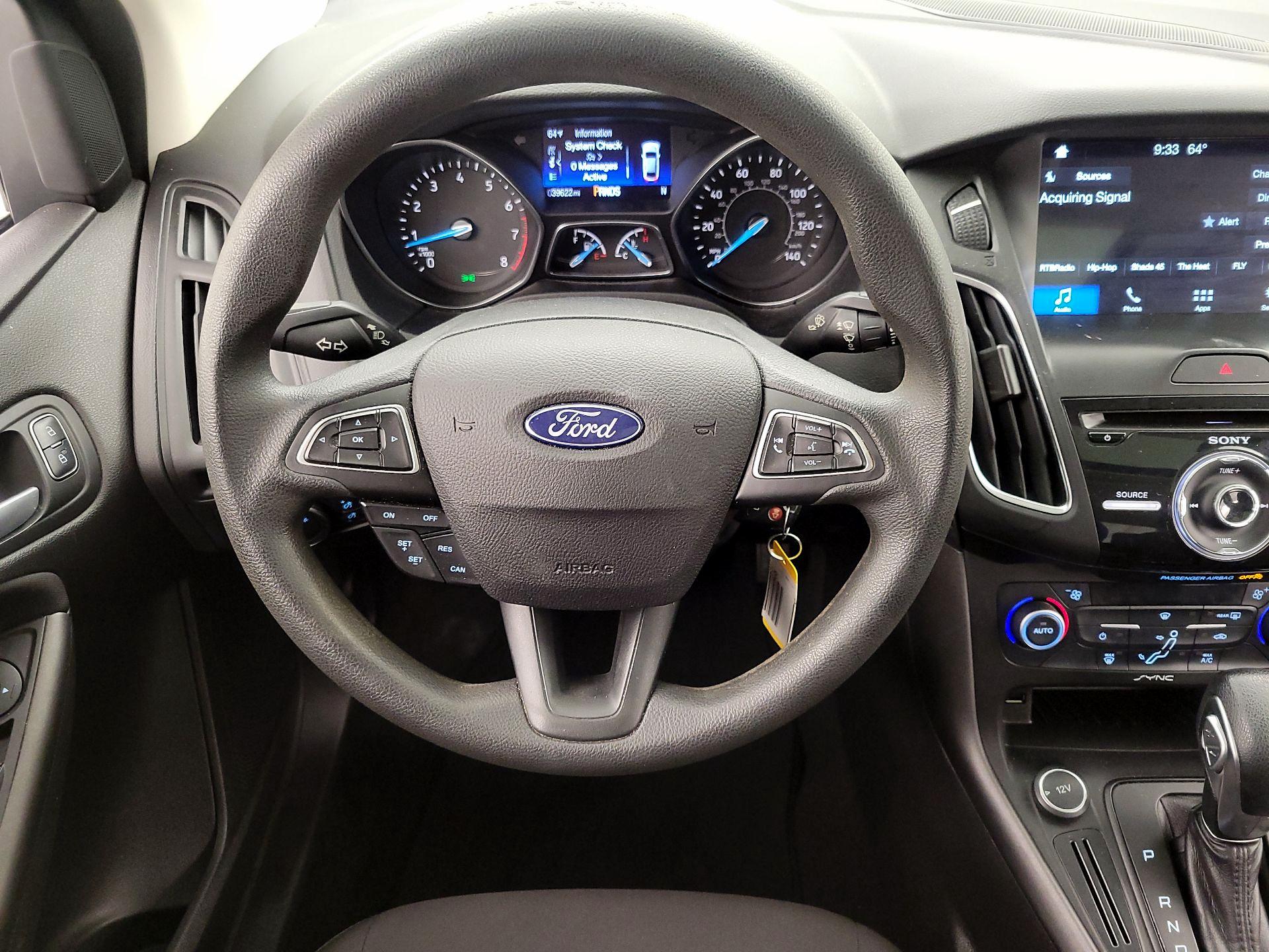 Thumbnail: 2017 Ford Focus - 10