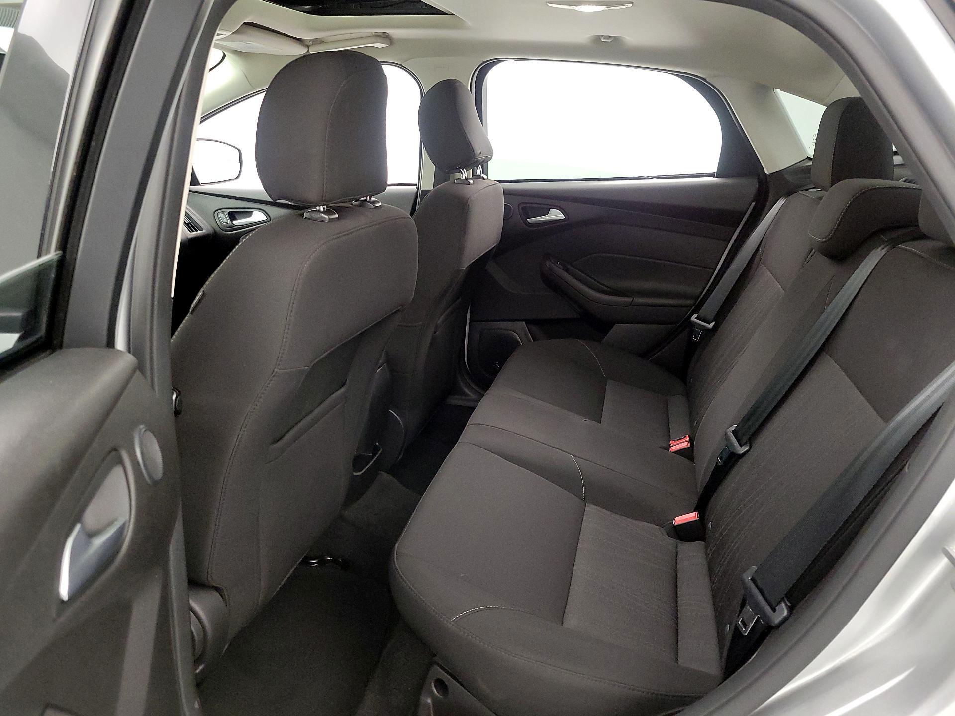 Thumbnail: 2017 Ford Focus - 20