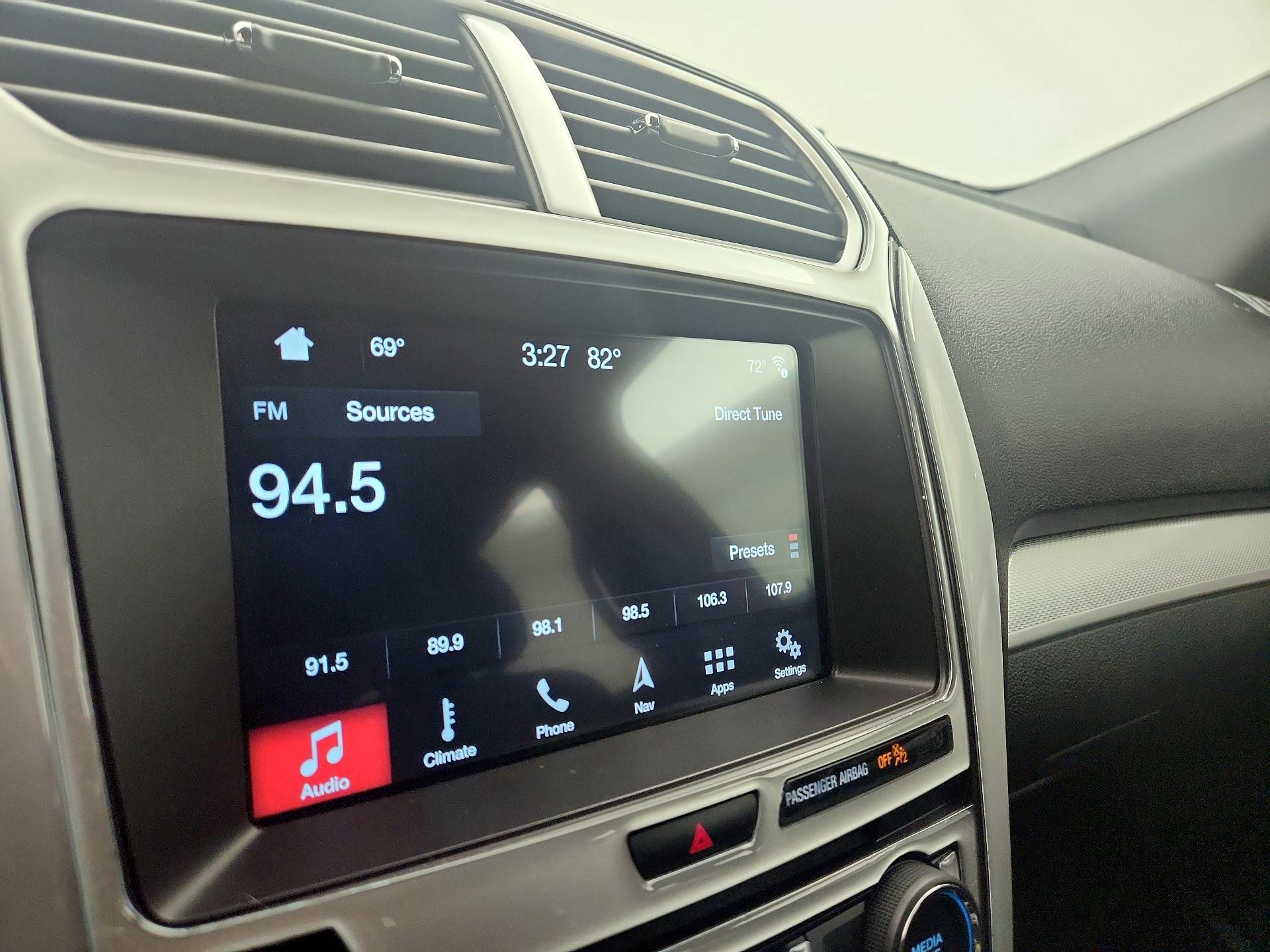 Thumbnail: 2017 Ford Explorer - 16