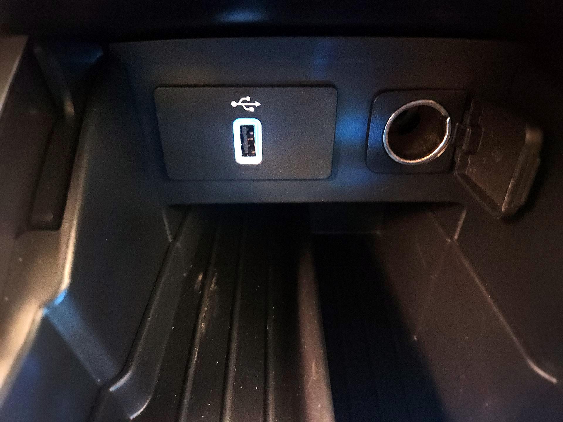 Thumbnail: 2017 Ford Explorer - 19