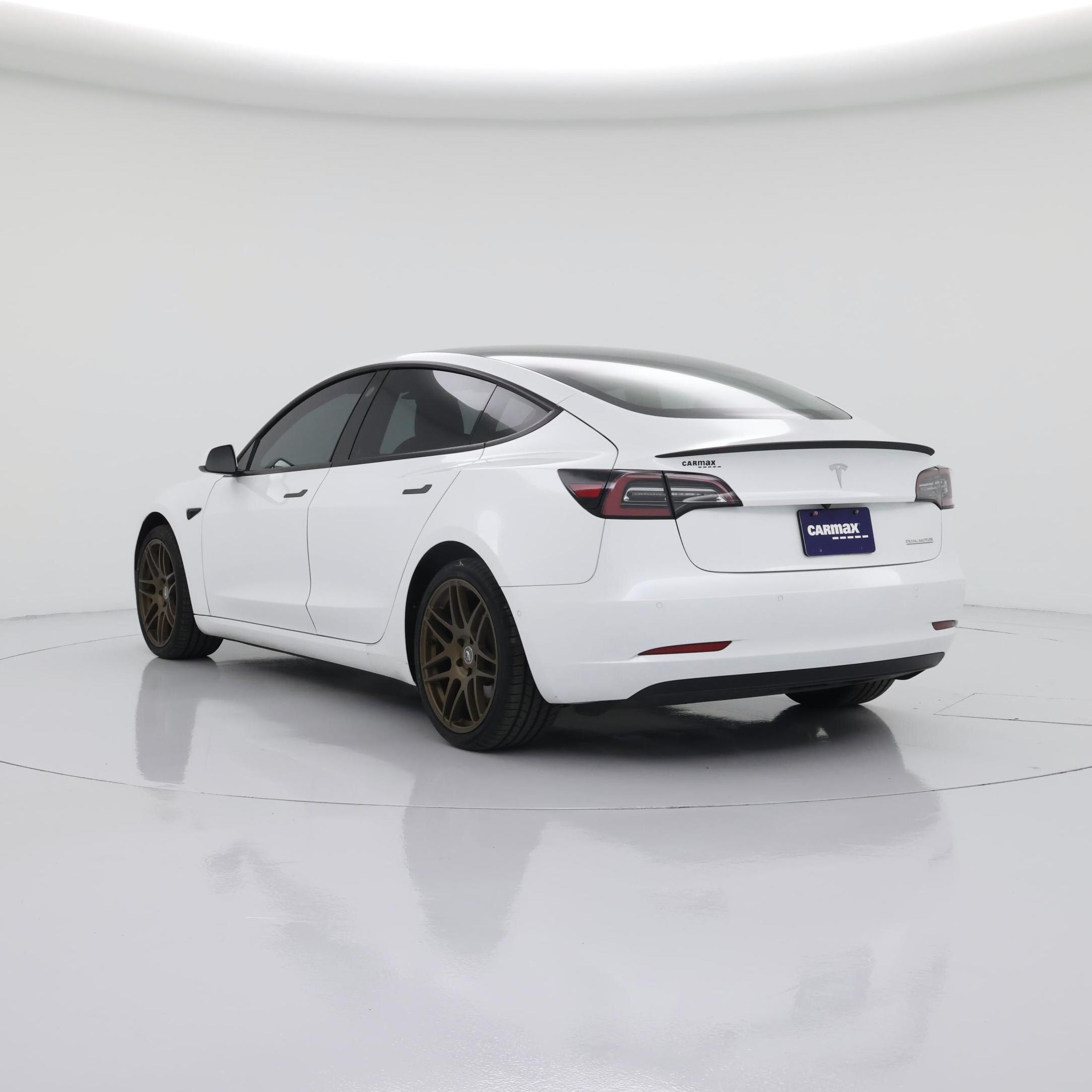 Thumbnail: 2022 Tesla Model 3 - 2