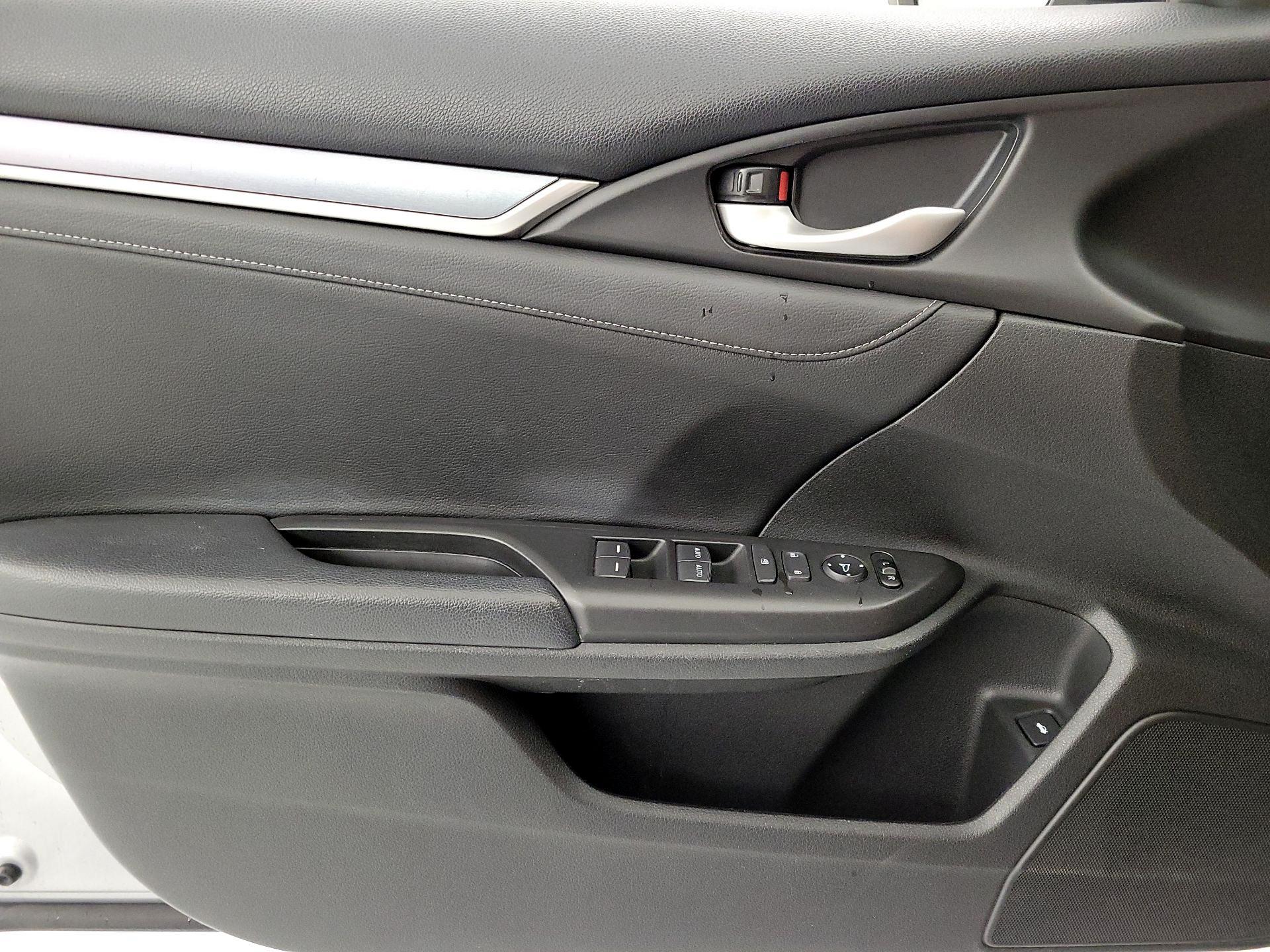 Thumbnail: 2018 Honda Civic - 12