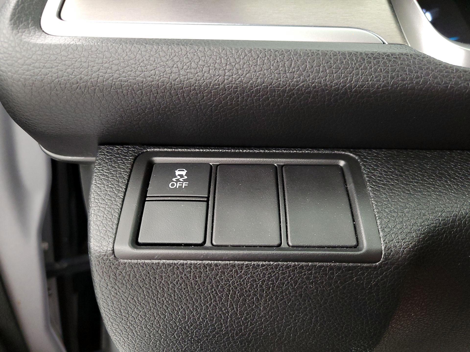 Thumbnail: 2018 Honda Civic - 13