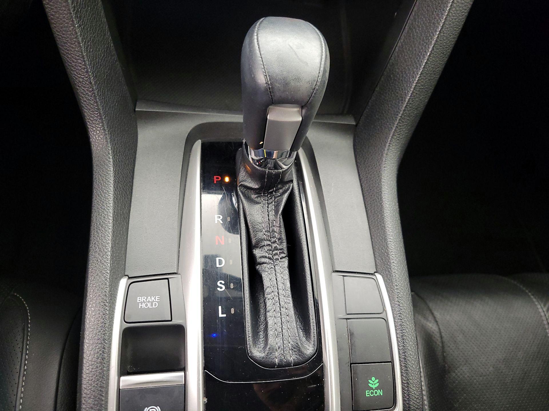 Thumbnail: 2018 Honda Civic - 17