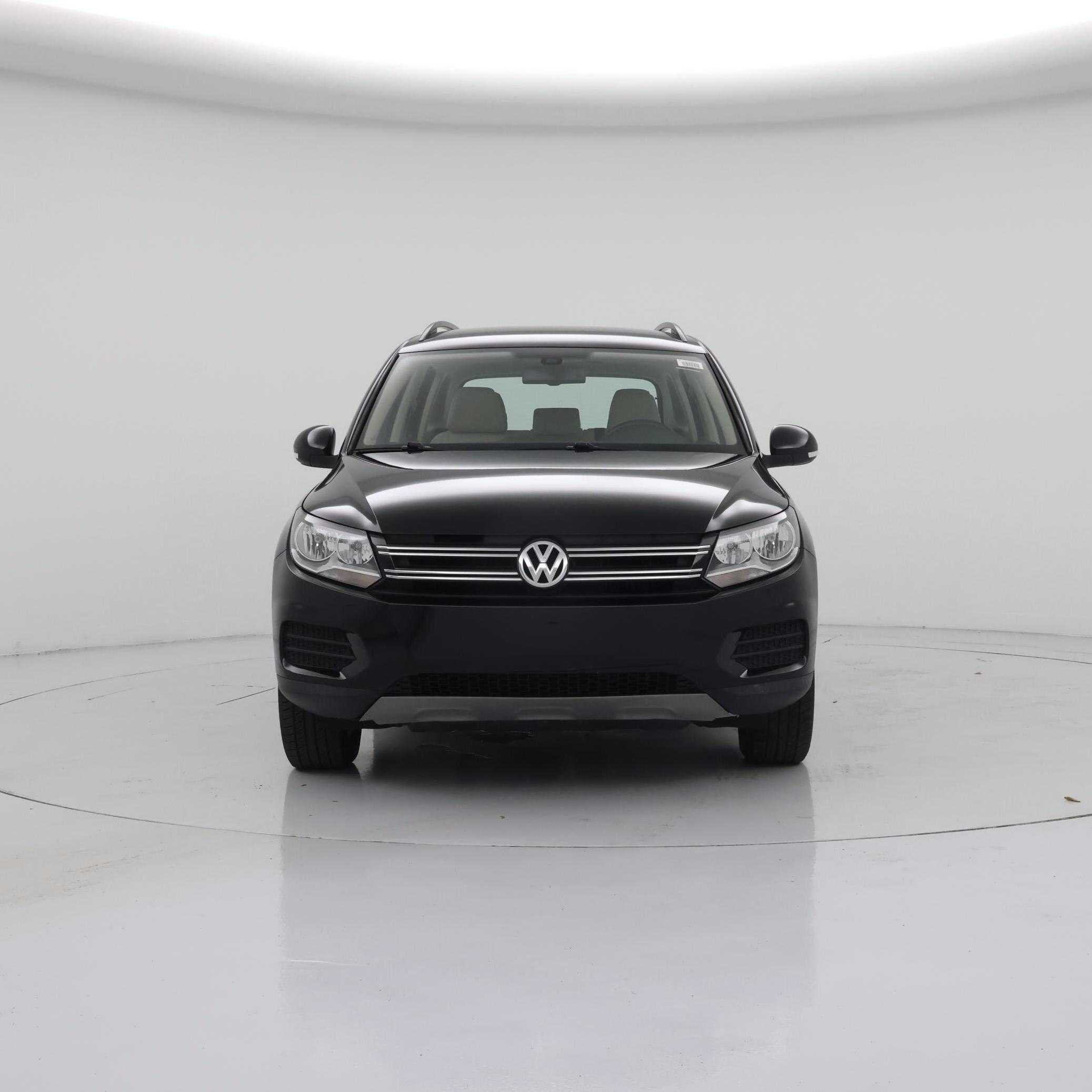 Thumbnail: 2017 Volkswagen Tiguan - 5