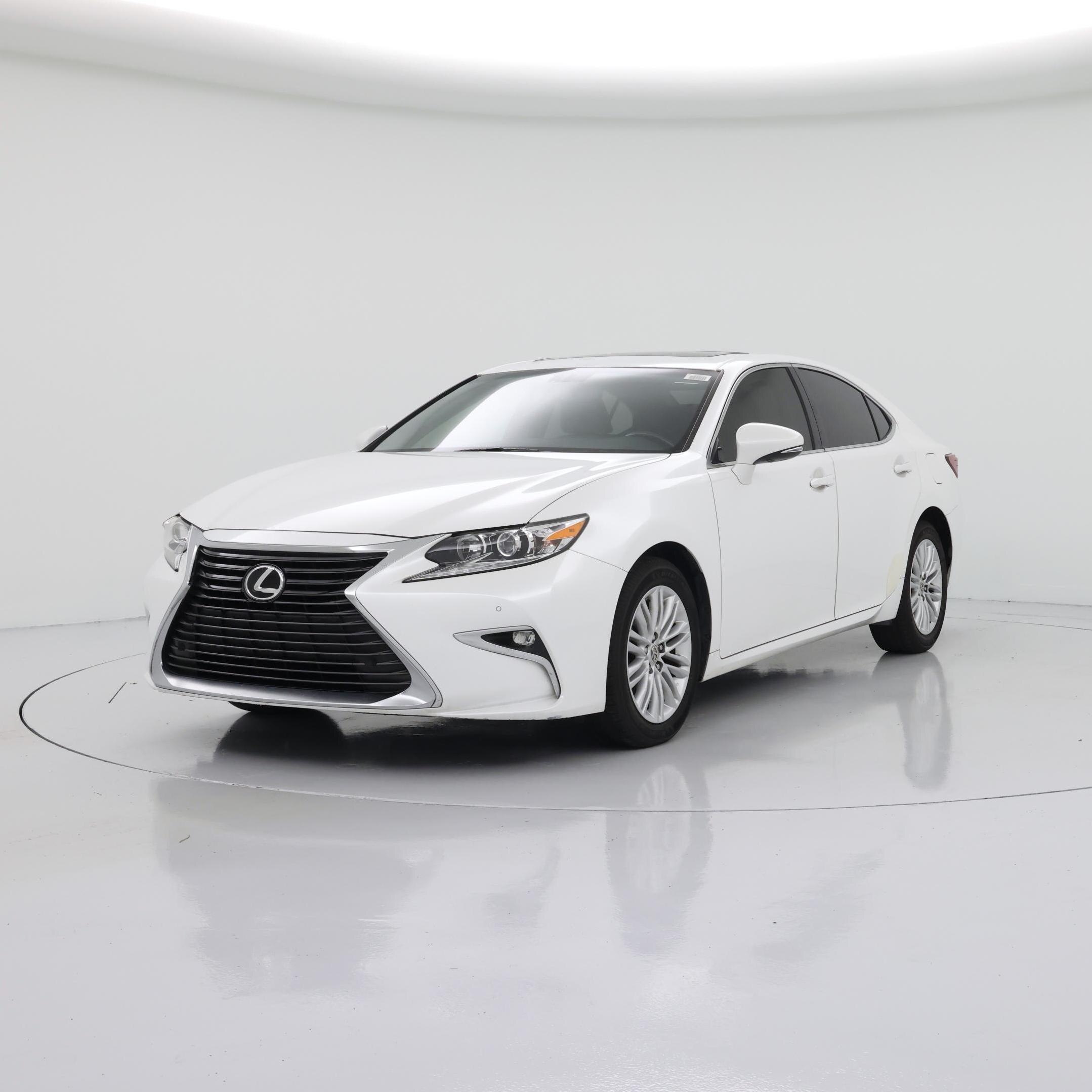 Thumbnail: 2016 Lexus ES - 4
