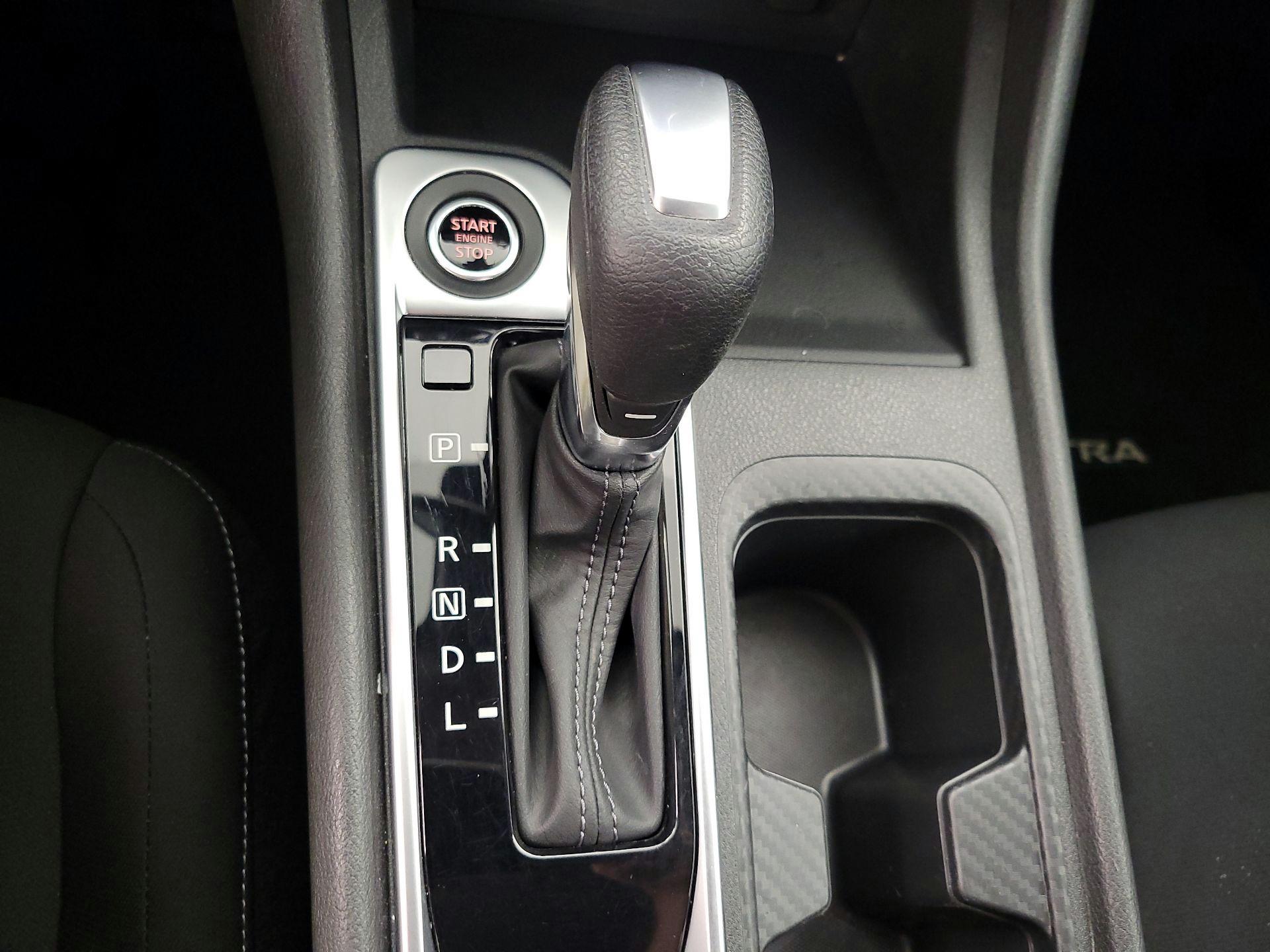 Thumbnail: 2023 Nissan Sentra - 17