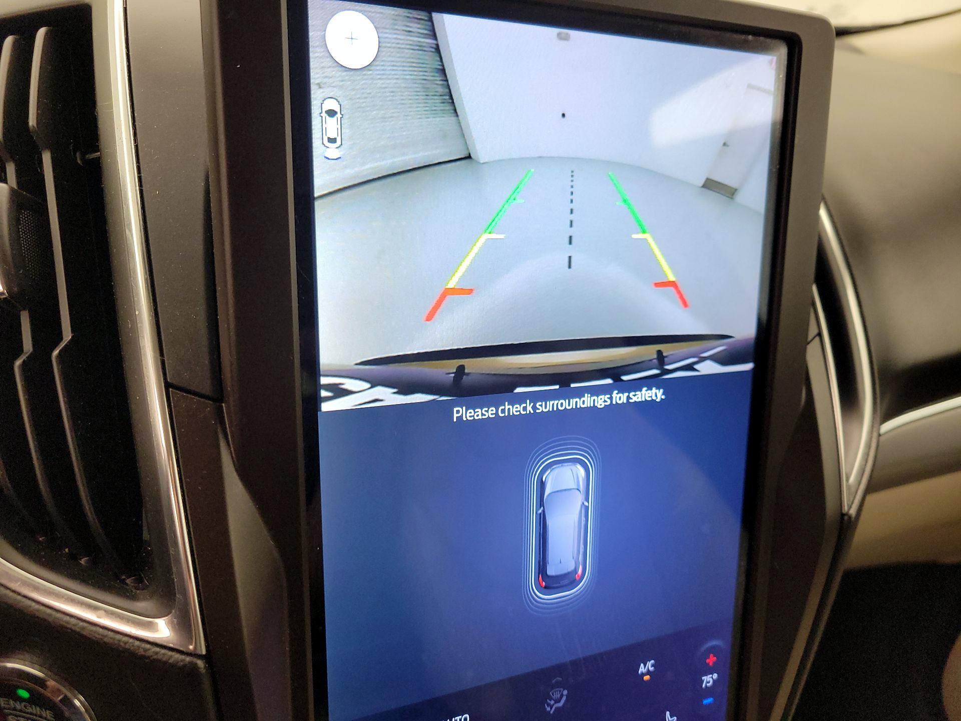 Thumbnail: 2021 Ford Edge - 15