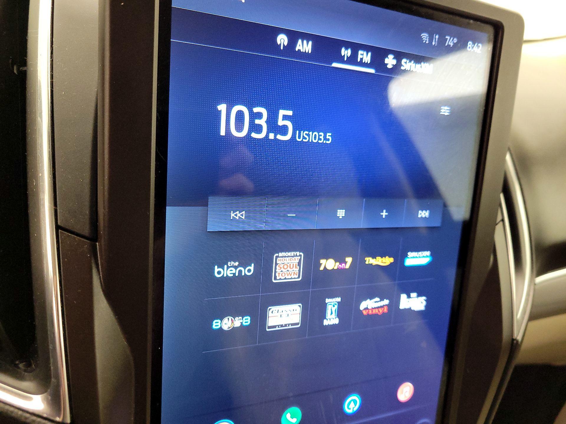 Thumbnail: 2021 Ford Edge - 16