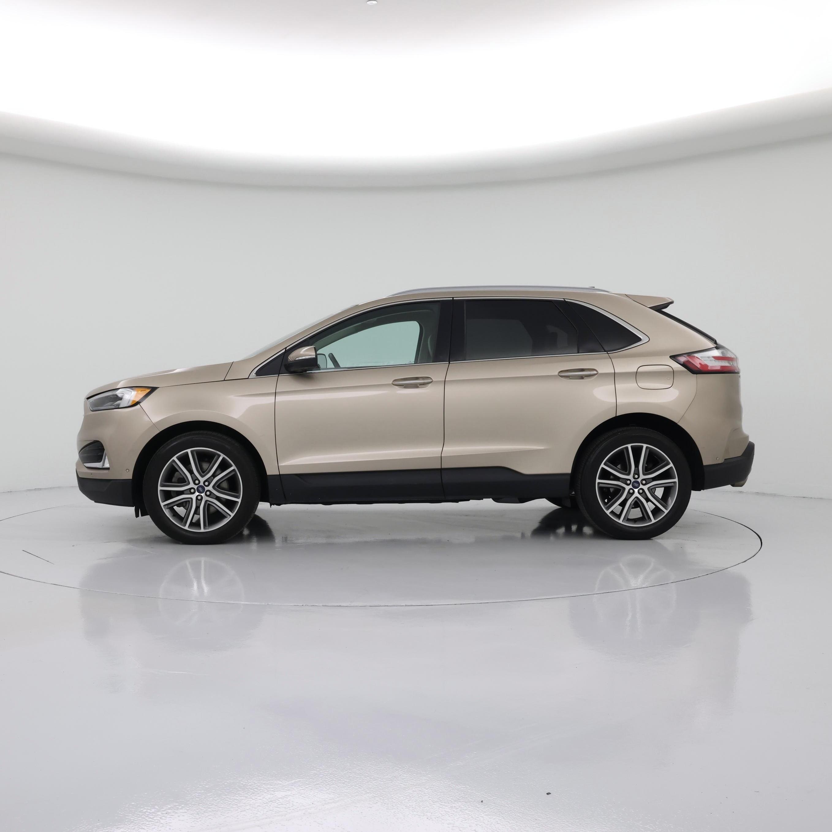Thumbnail: 2021 Ford Edge - 3