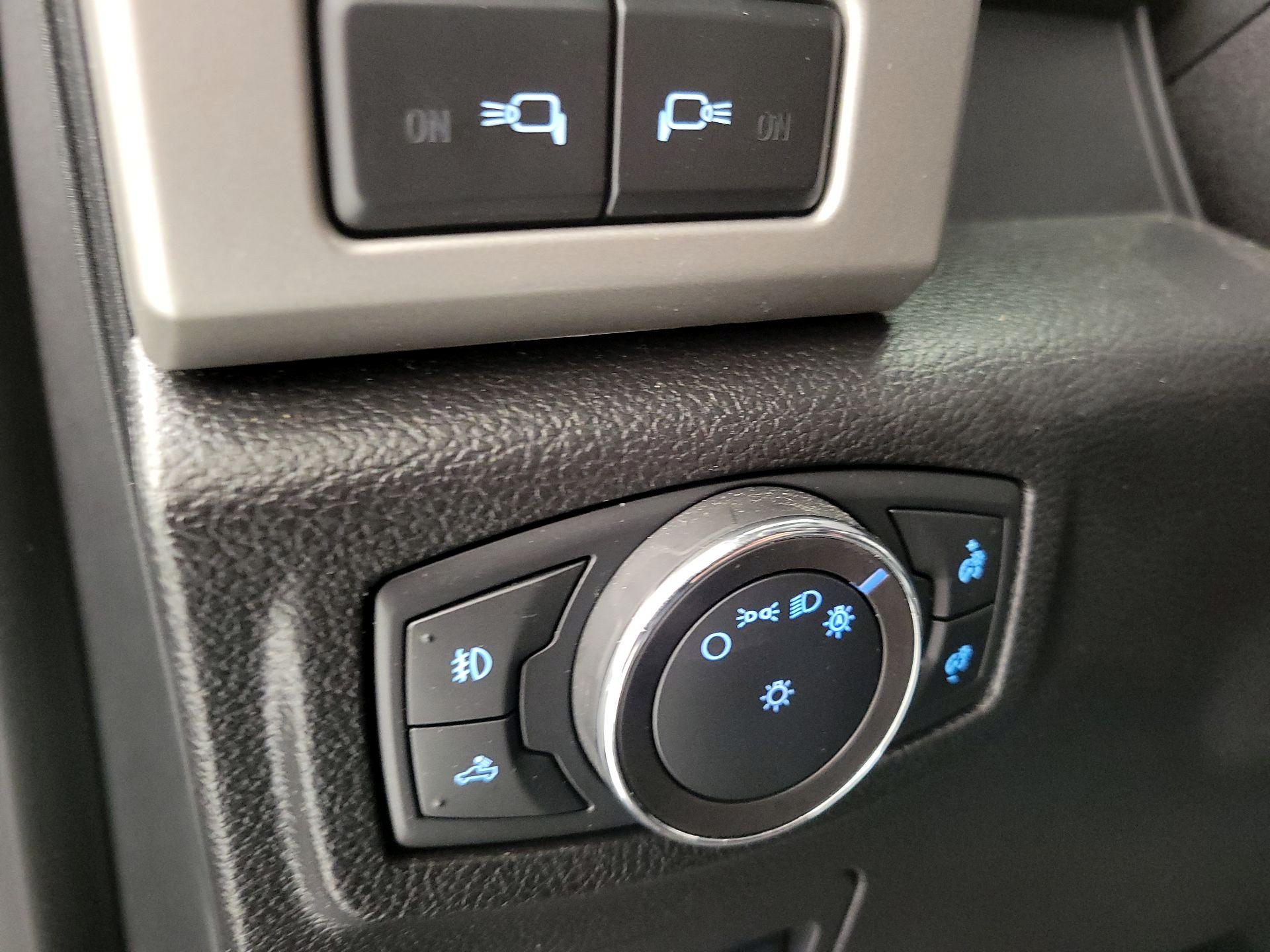 Thumbnail: 2018 Ford F-150 - 13