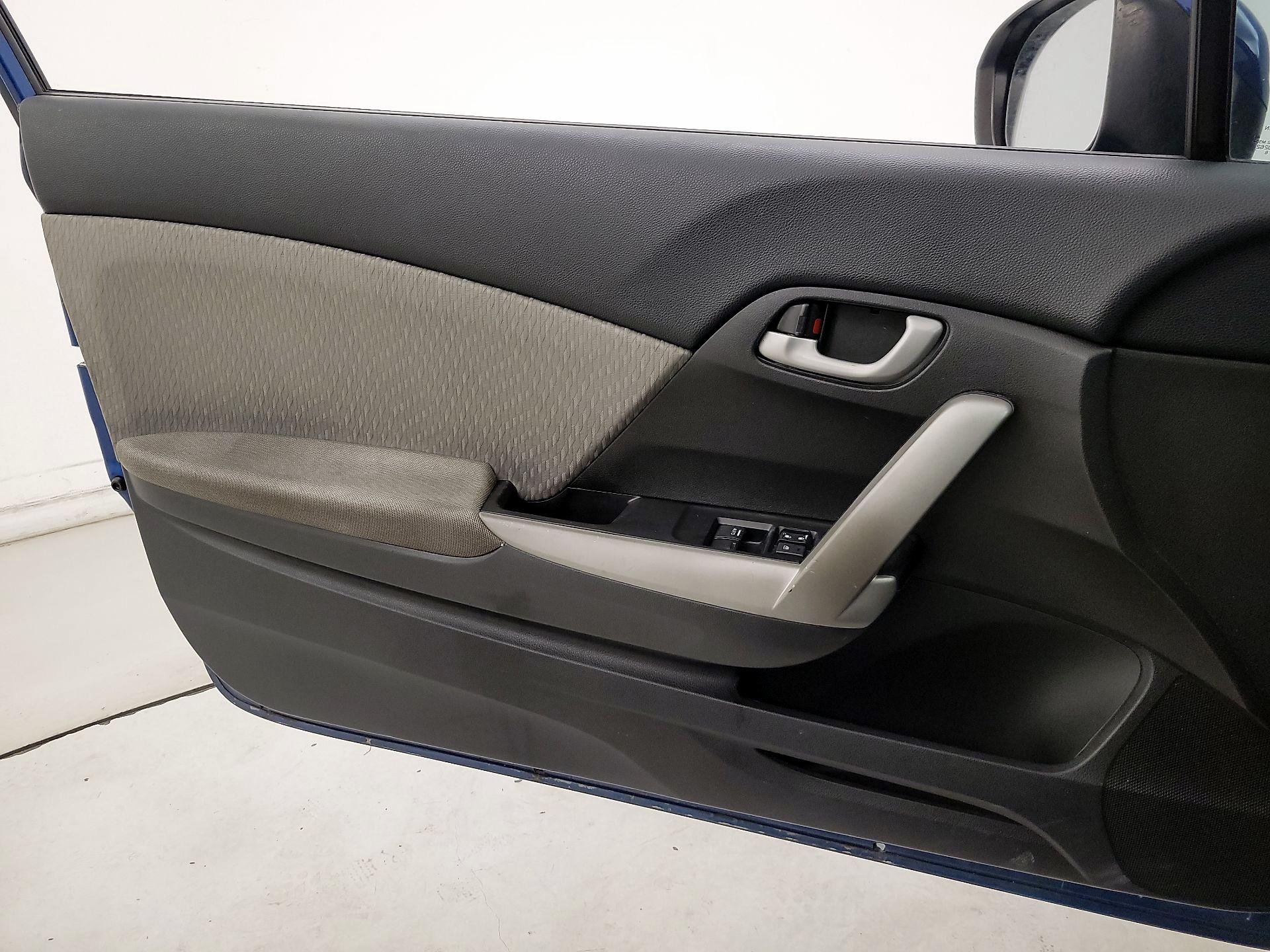 Thumbnail: 2015 Honda Civic - 12