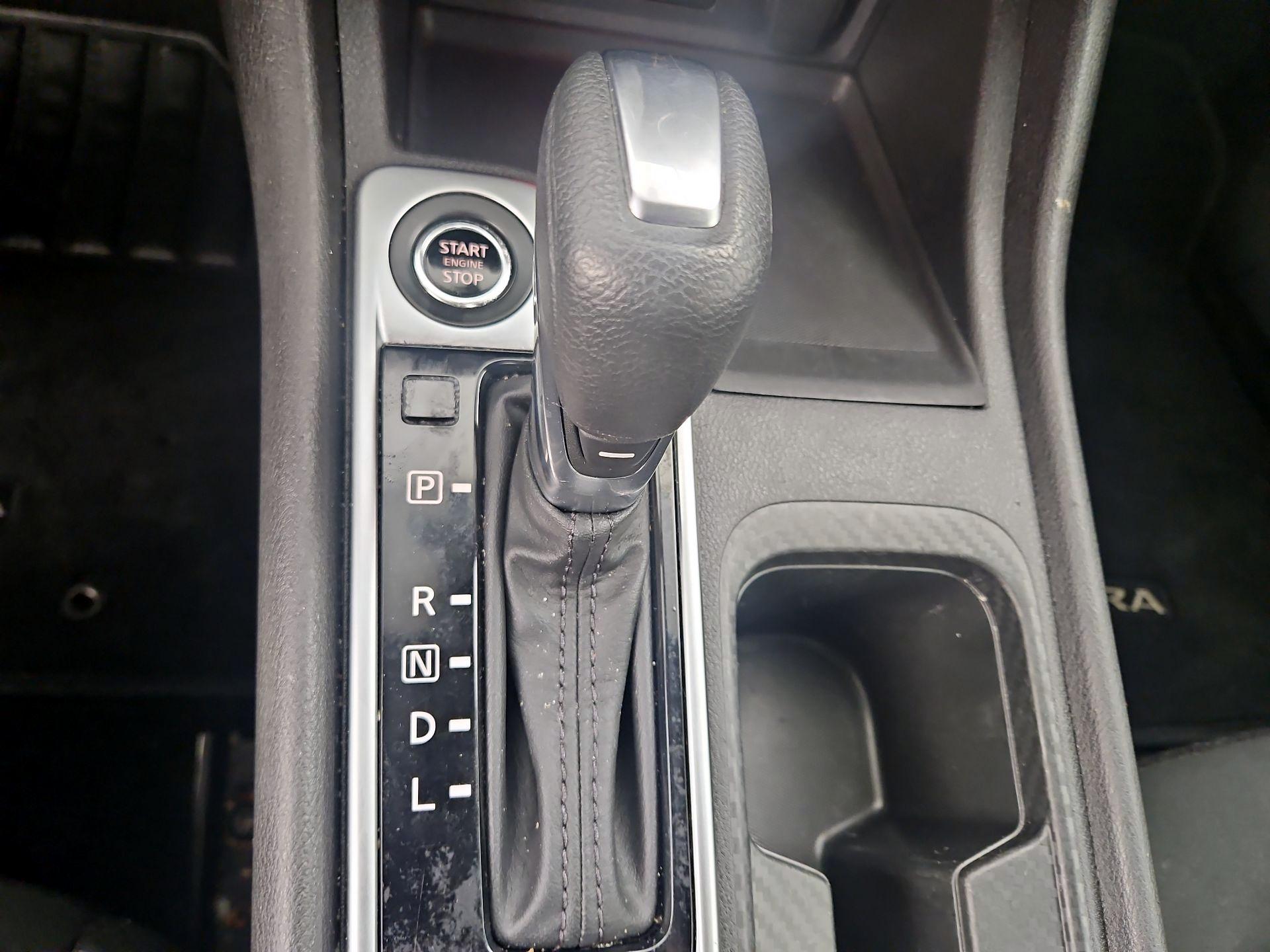 Thumbnail: 2024 Nissan Sentra - 17